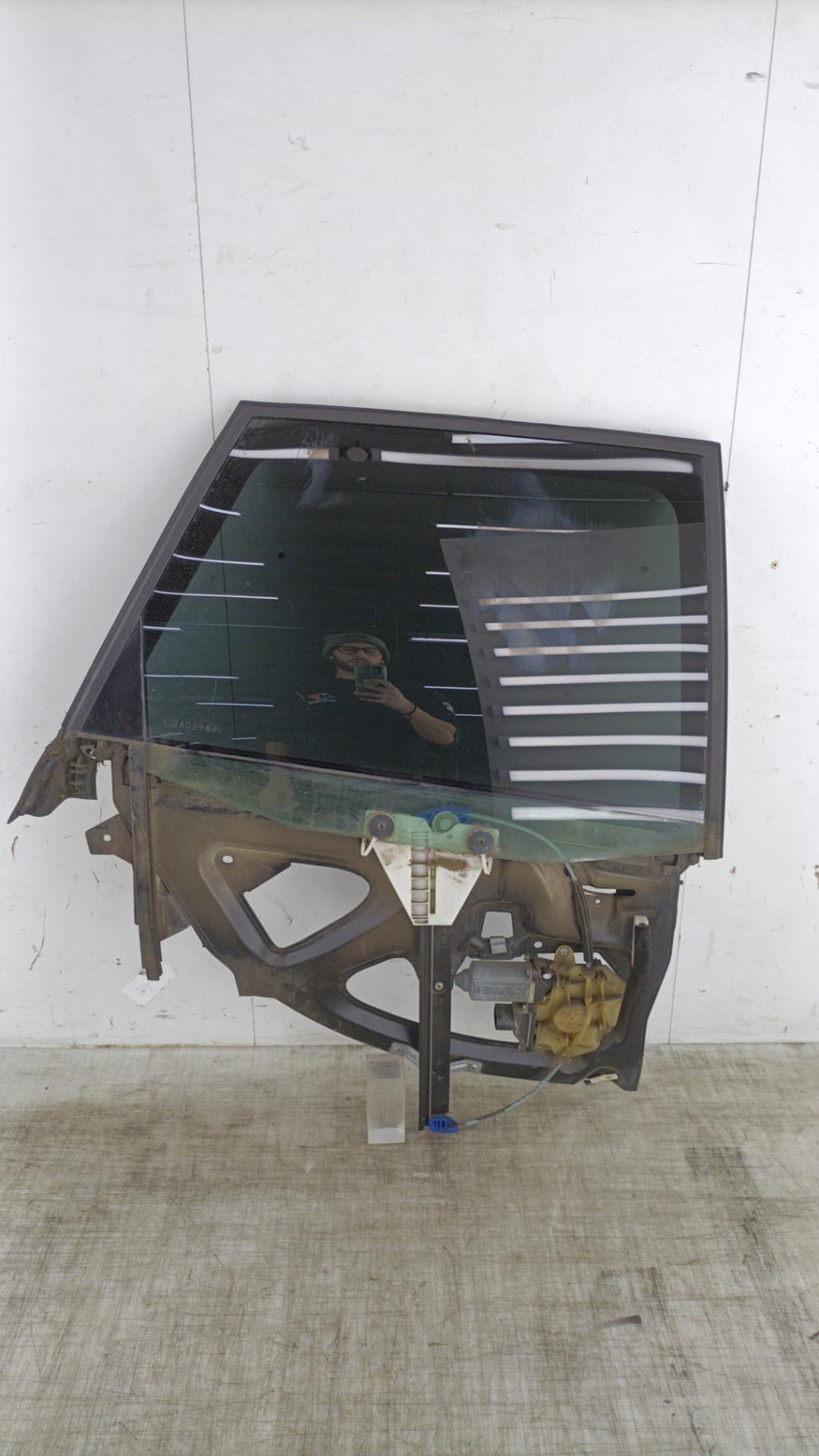 Alzacristalli elettrico posteriore destro AUDI A3 1 PHASE 2 Diésel - 1