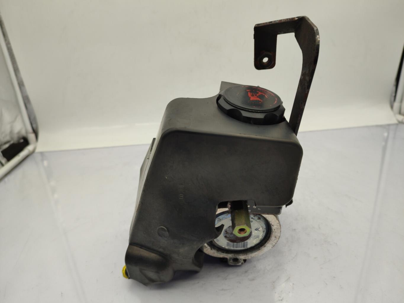 Pompe de direction CITROEN XSARA PHASE 2 Essence - 1