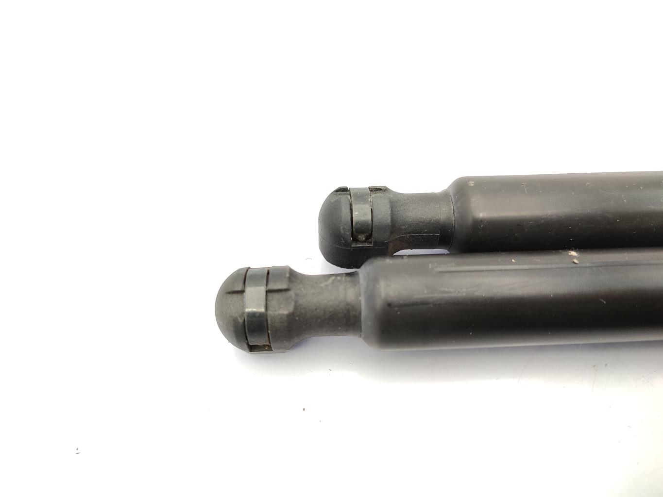 Verin de coffre RENAULT CLIO 4 PHASE 1 Diesel - 1