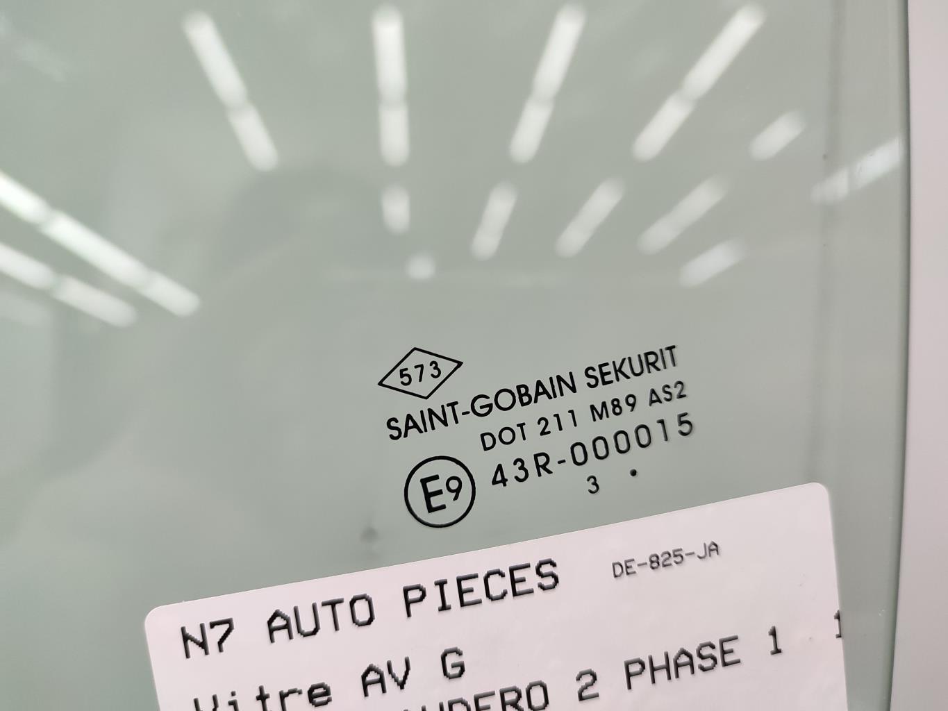 Vetro anteriore sinistro DACIA SANDERO 2 PHASE 1 Diésel - 1