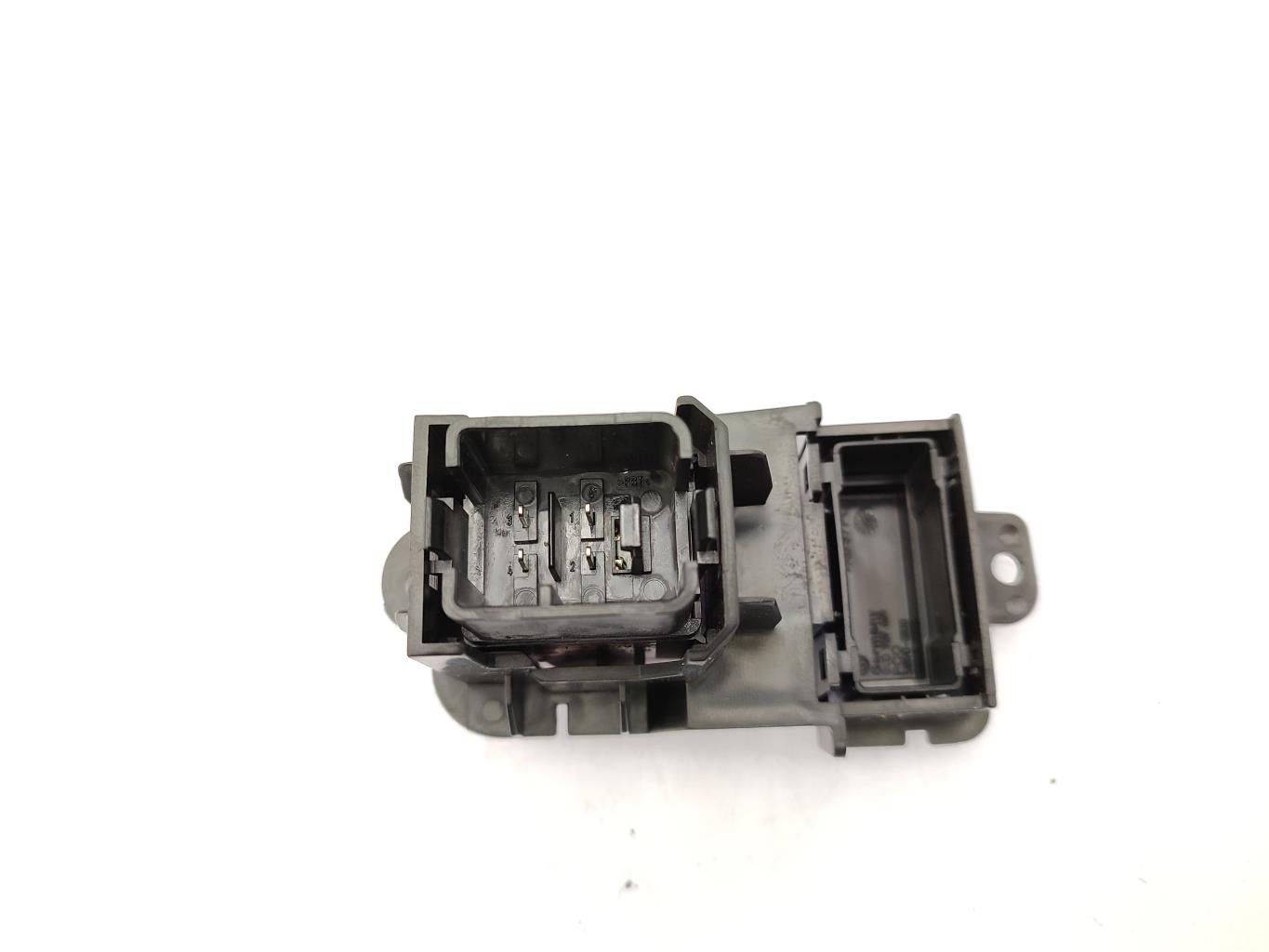 Bouton de warning SEAT LEON 2 PHASE 1 Diesel - 1