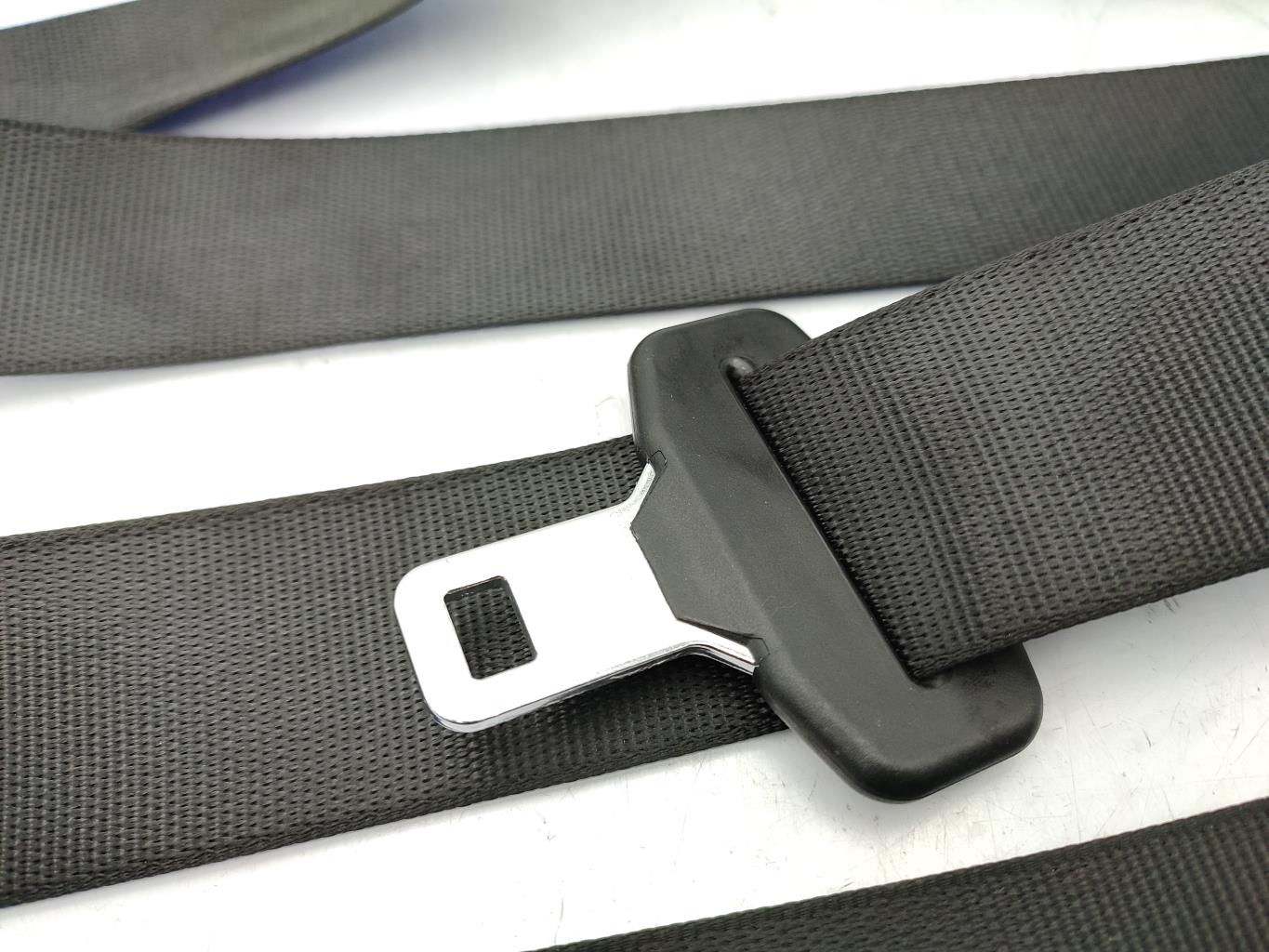 Cintura di sicurezza posteriore destra BMW X1 F48 PHASE 1 Diésel - 1