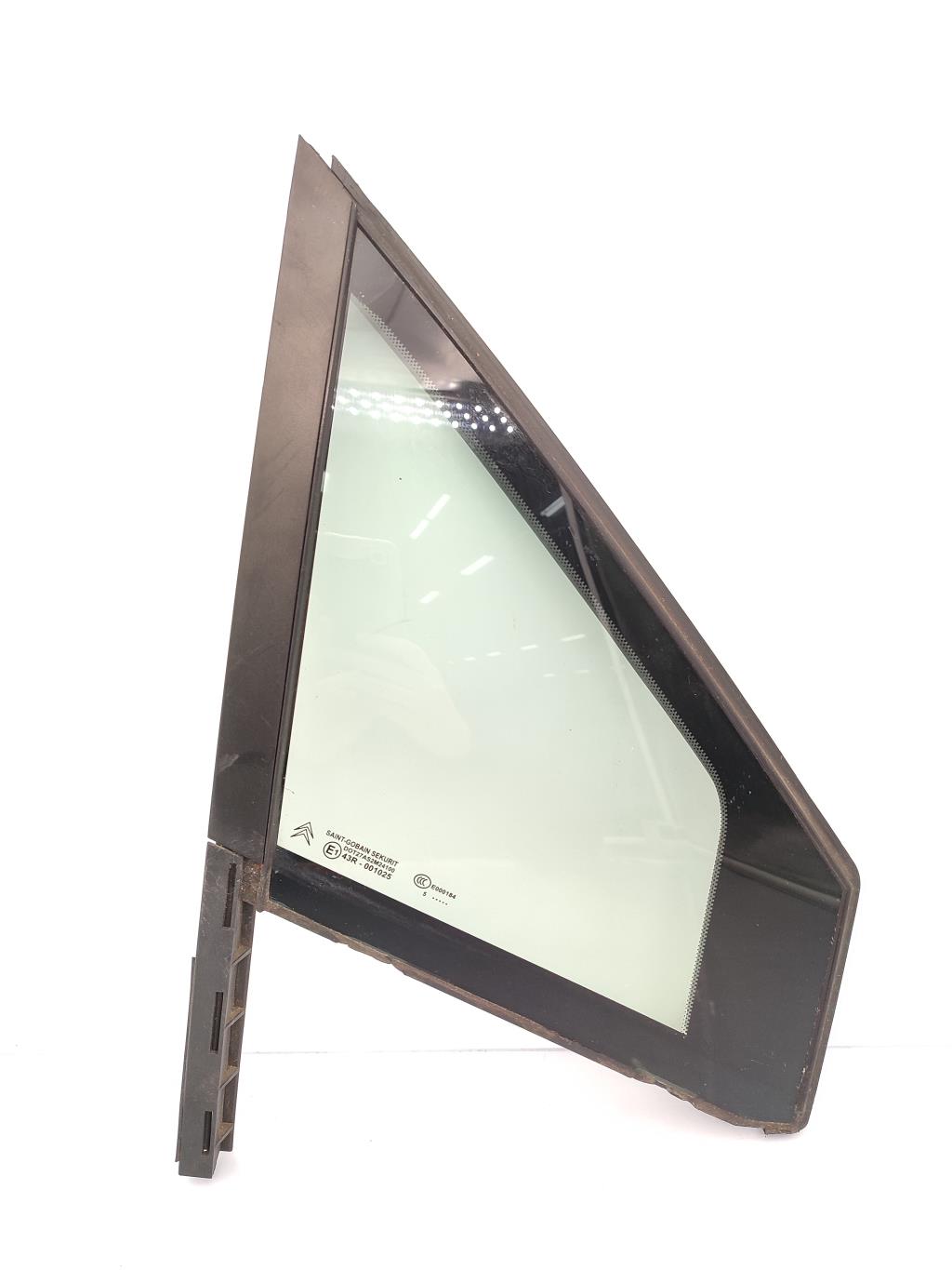 Ventanilla triangular delantera derecha (puerta) CITROEN C4 1 PHASE 1 Diésel - 1