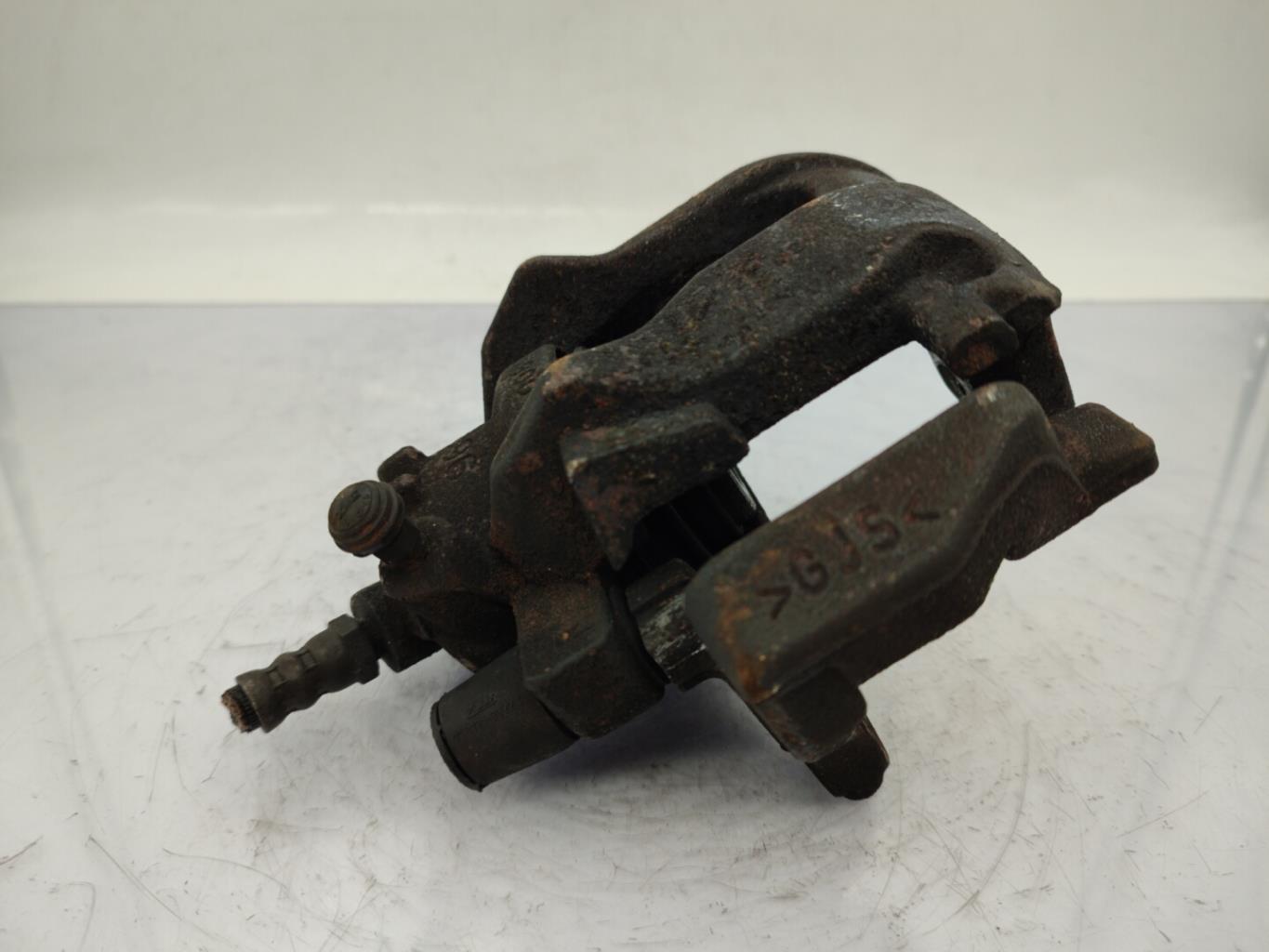 Etrier avant droit (freinage) RENAULT CLIO 4 PHASE 1 Diesel - 1
