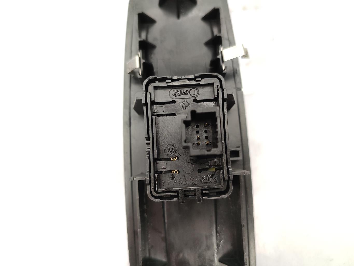 Interruttore lavacristalli anteriore destro RENAULT MEGANE 3 PHASE 1 BREAK Diésel - 1