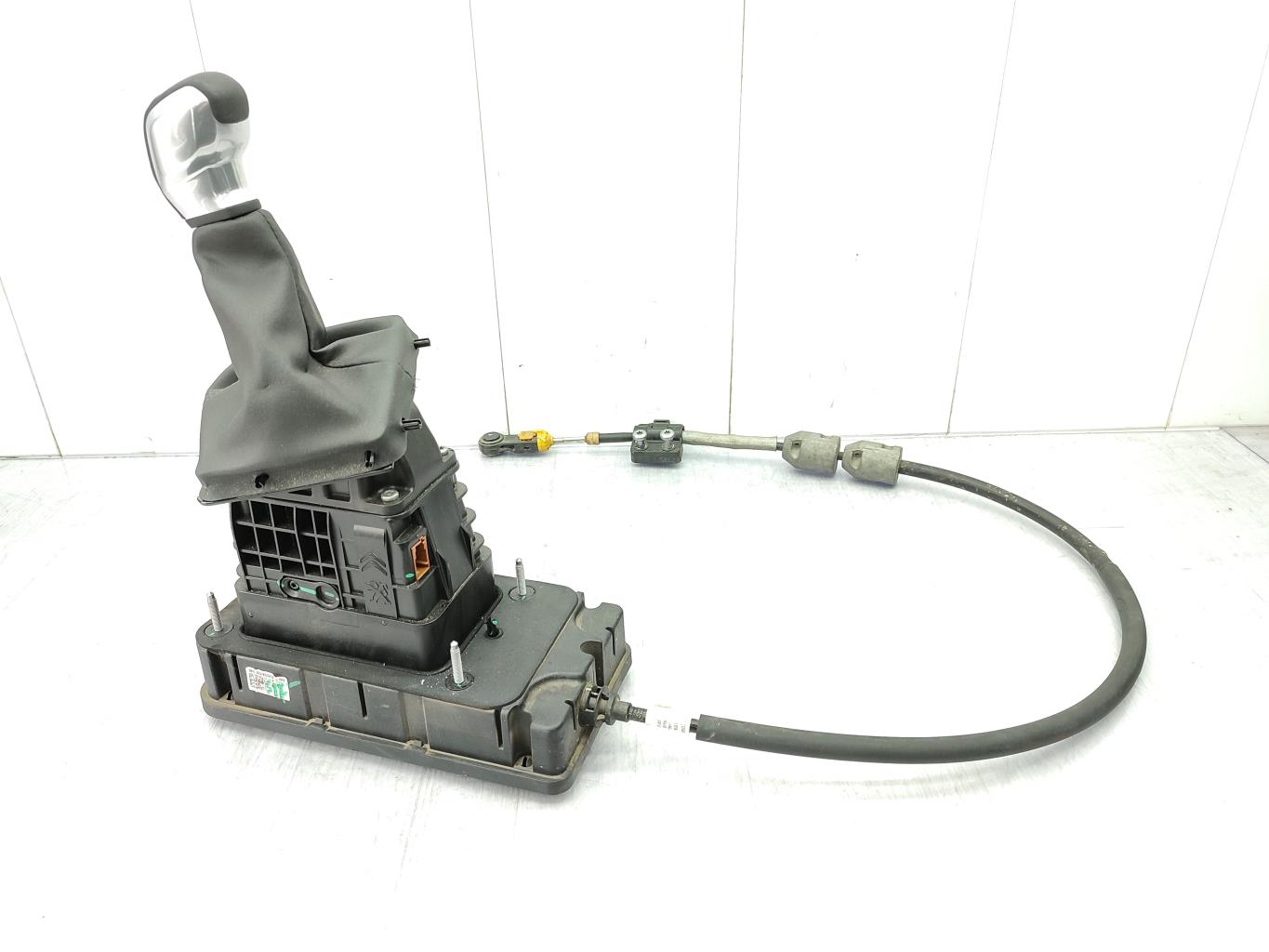 Levier de vitesses PEUGEOT 308 2 SW PHASE 1 BREAK Essence - 1