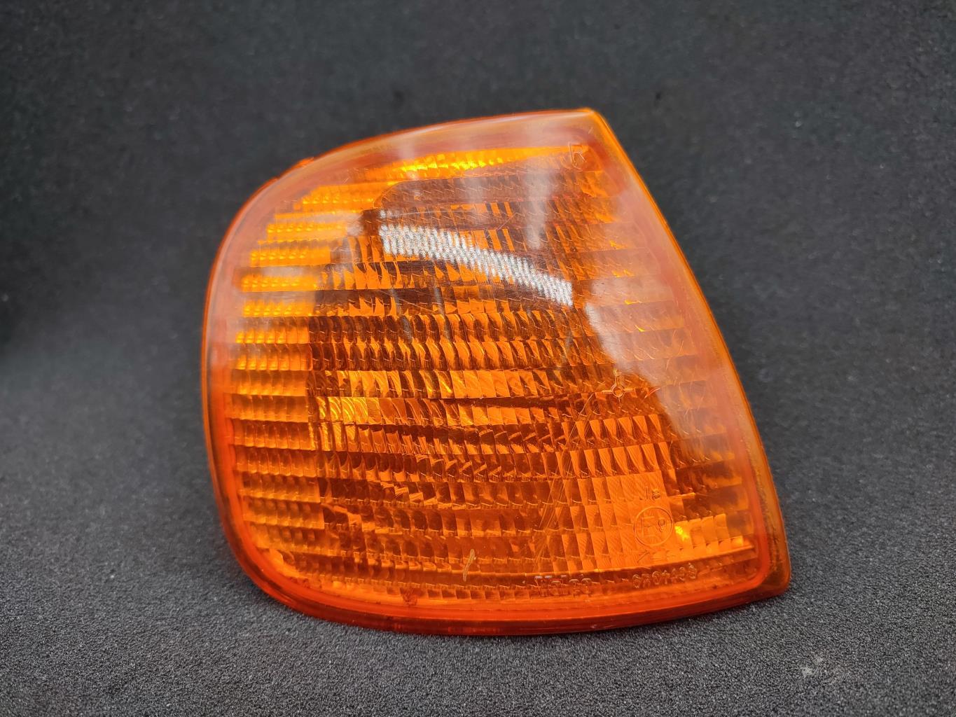 Gruppo ottico anteriore secondario destro (luci)(freccia) VOLKSWAGEN CADDY 2 Diésel - 1