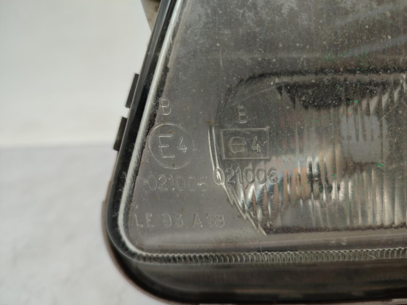 Fendinebbia sinistro (luce) MERCEDES CLASSE E 210  - 1