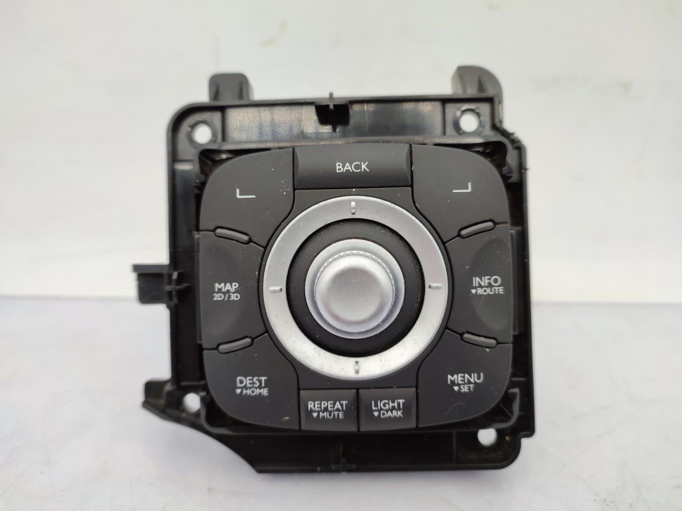 Commande GPS RENAULT MEGANE 3 PHASE 1 Diesel - 1