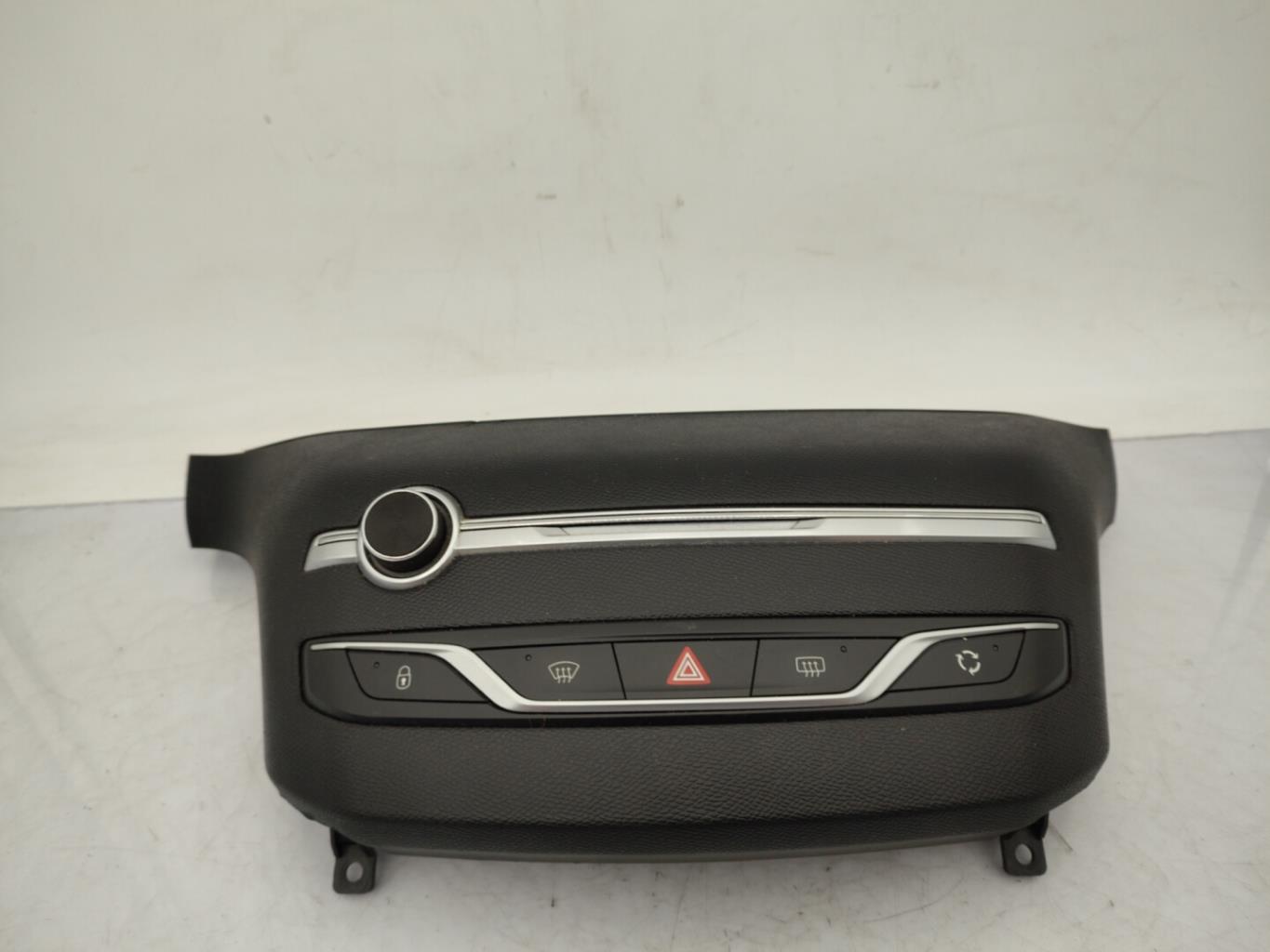 Commande autoradio PEUGEOT 308 2 PHASE 1 Diesel - 1