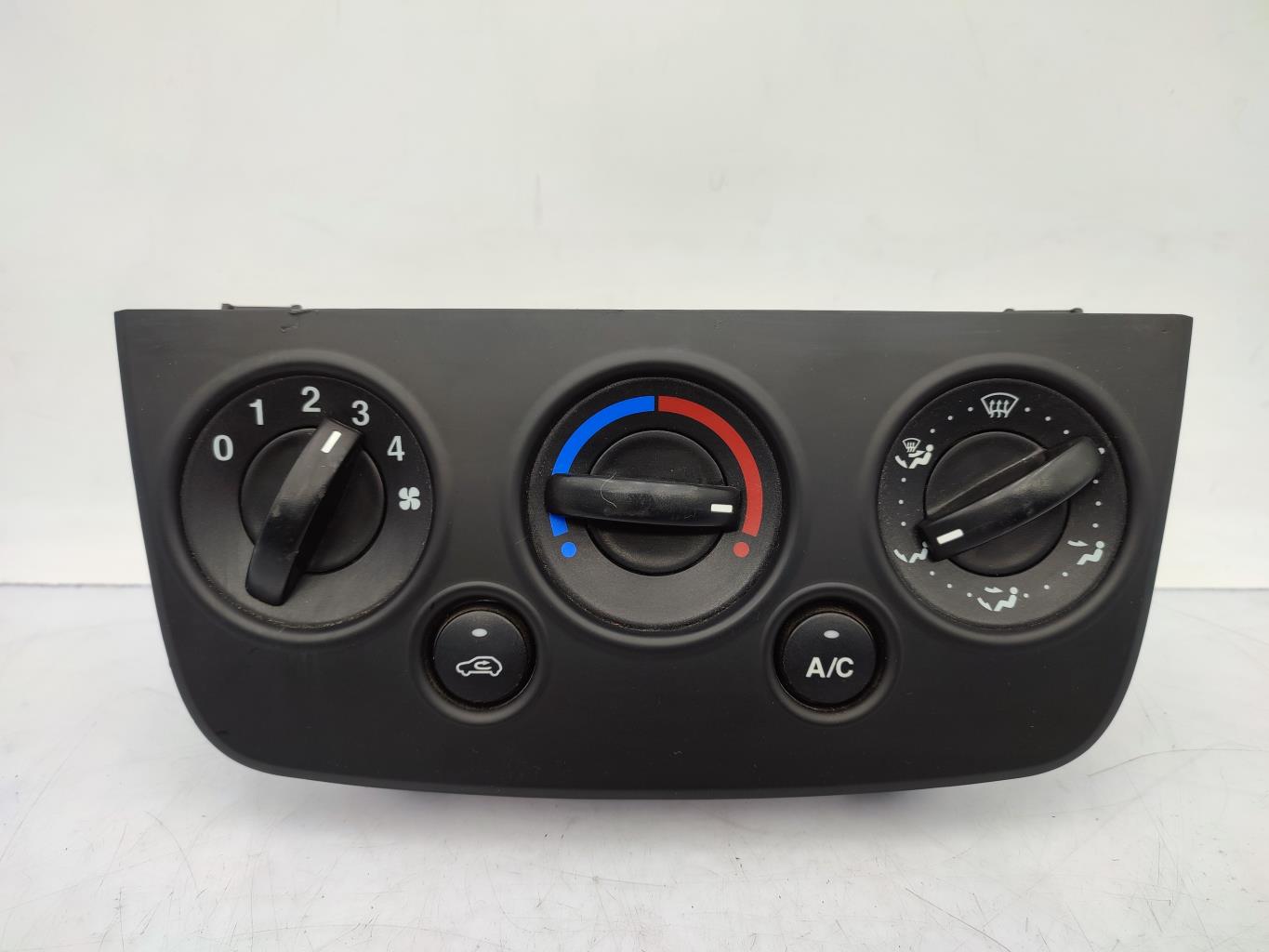 Commande chauffage FORD FIESTA 5 PHASE 2 Diesel - 1