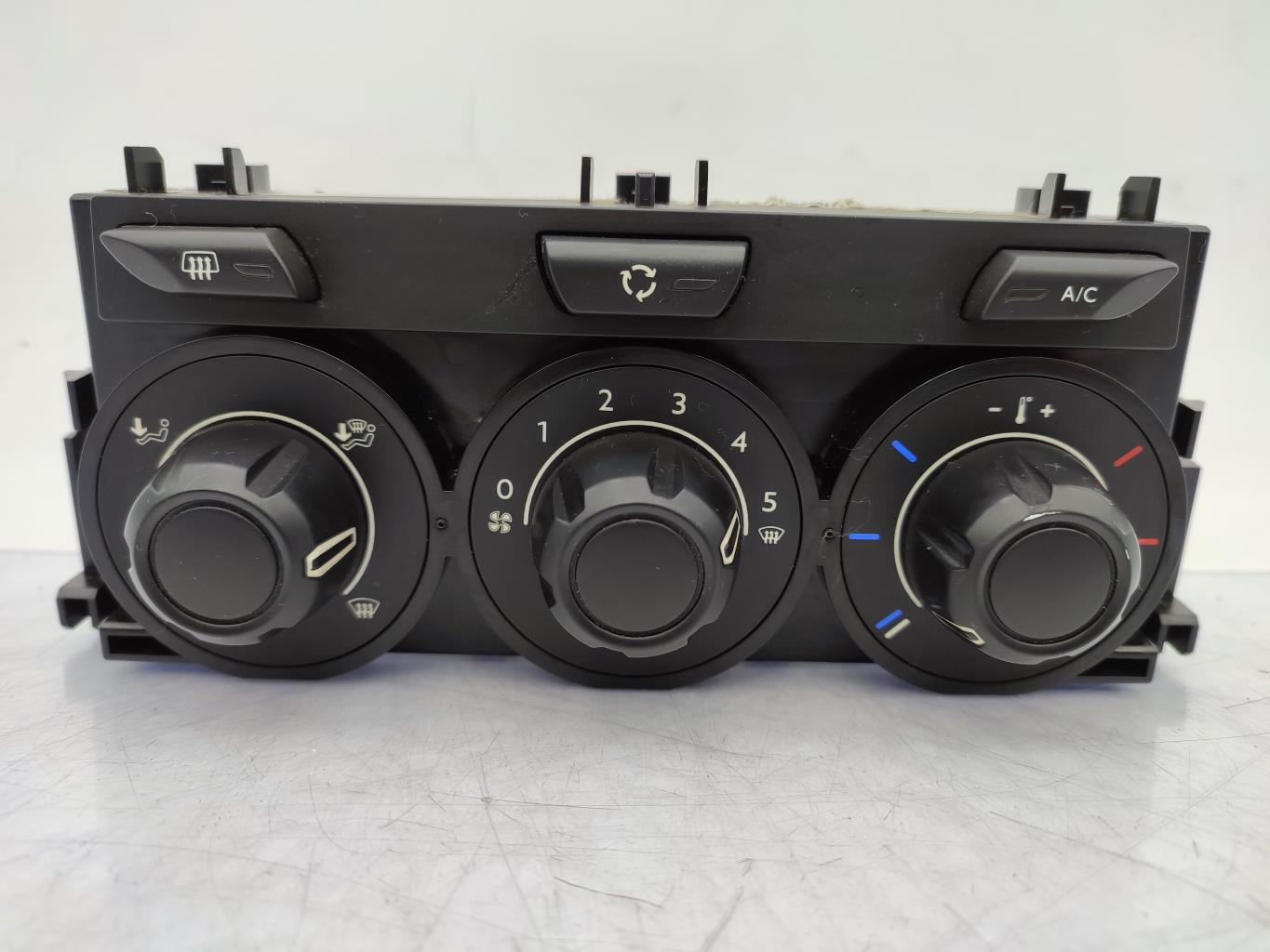 Commande chauffage CITROEN C3 2 PHASE 1 Diesel - 1