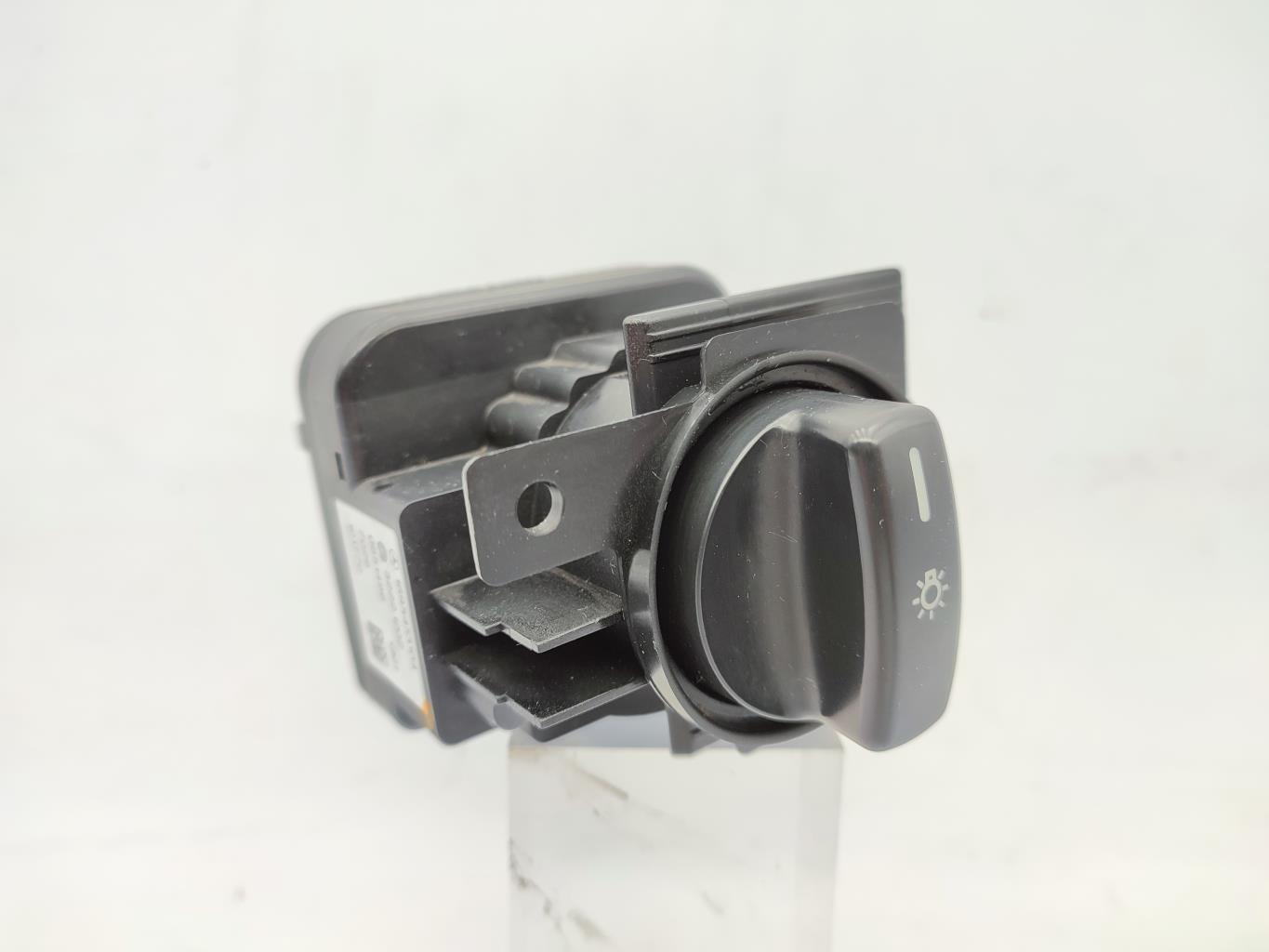 Commande de phare MERCEDES CLASSE A 169 PHASE 1 Diesel - 1