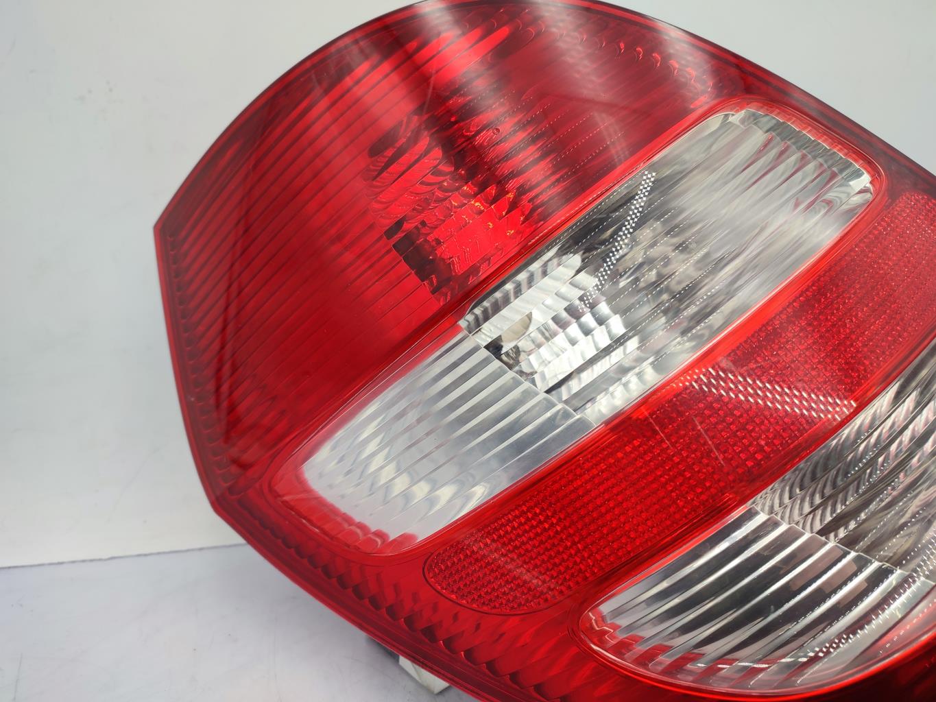 Fanale posteriore principale sinistro (luci) MERCEDES CLASSE A 169 PHASE 1 Diésel - 1