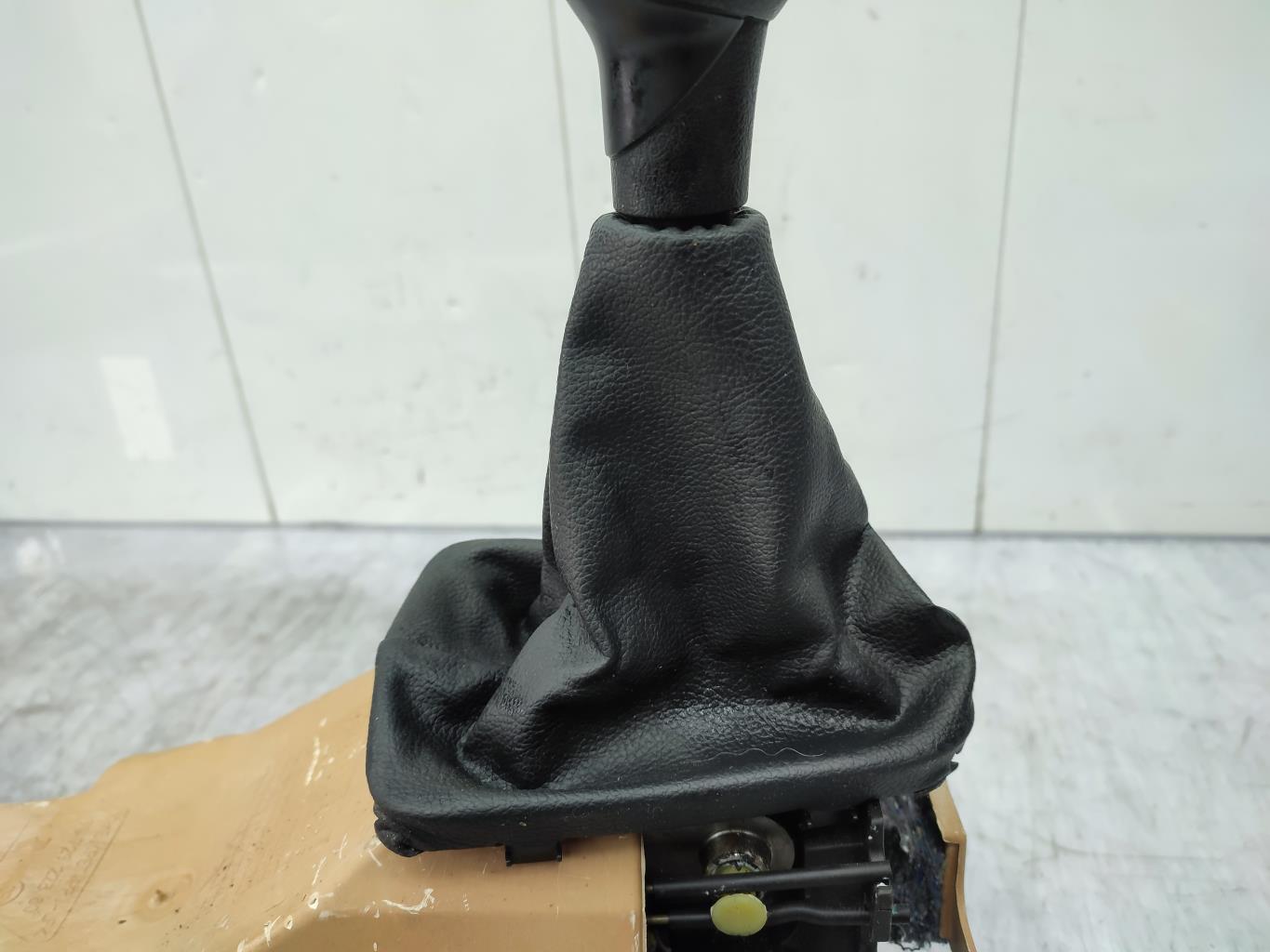 Levier de vitesses CITROEN C3 2 PHASE 1 Diesel - 1