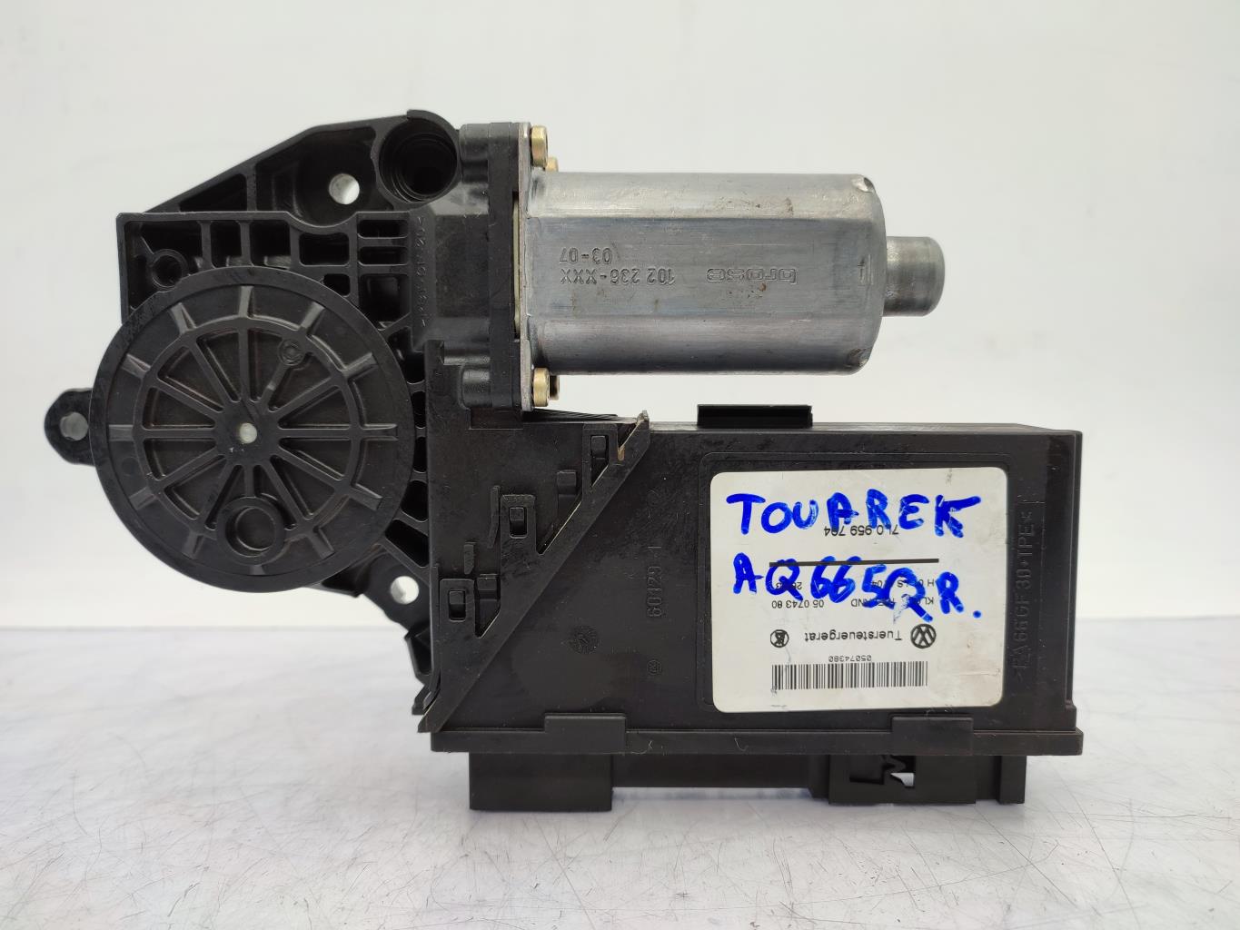 Motore alzacristalli posteriore destro VOLKSWAGEN TOUAREG 1 PHASE 1 Diésel - 1