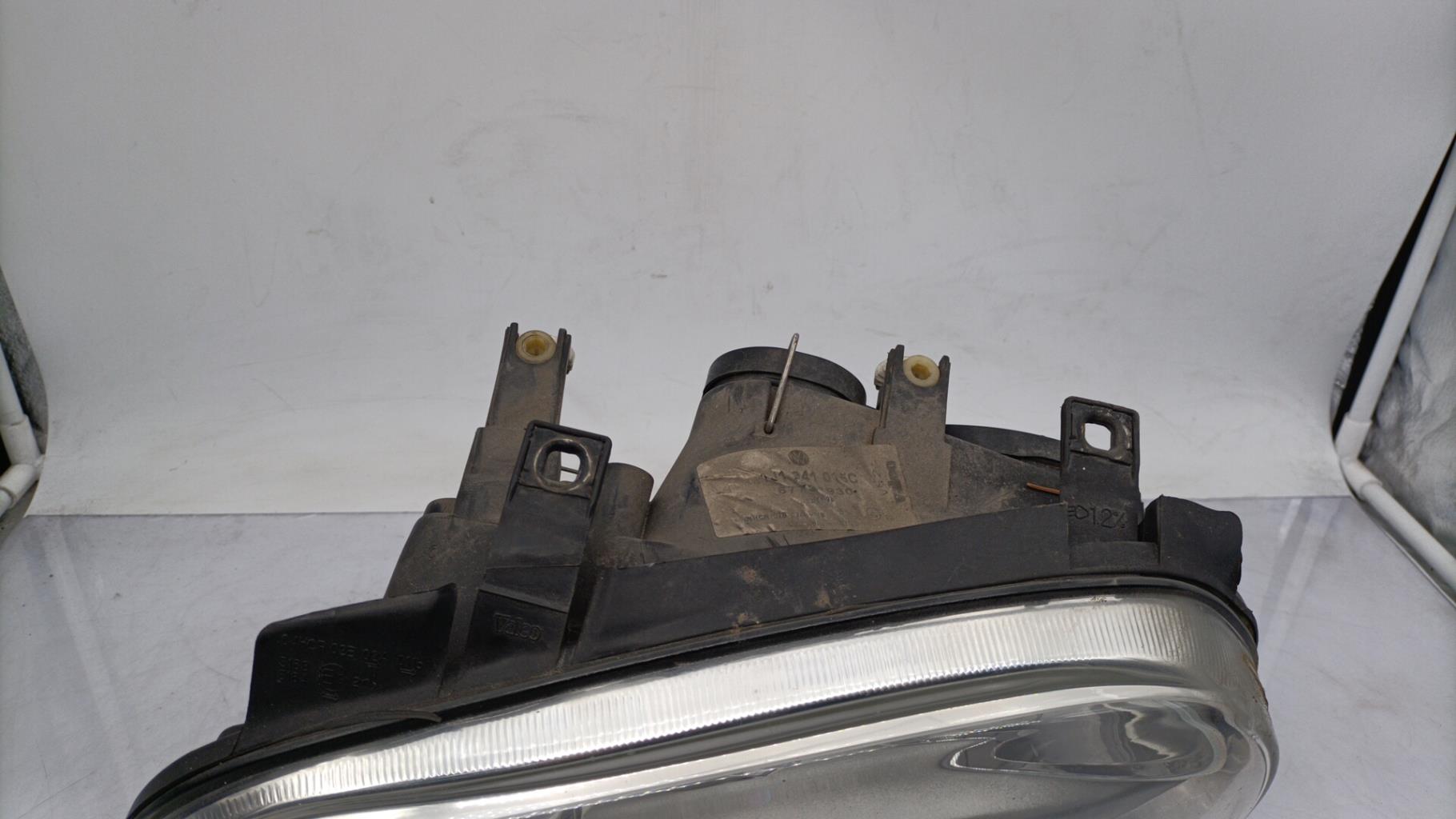 Gruppo ottico anteriore principale sinistro (luci)(faro) VOLKSWAGEN GOLF 4 Gasolina - 1
