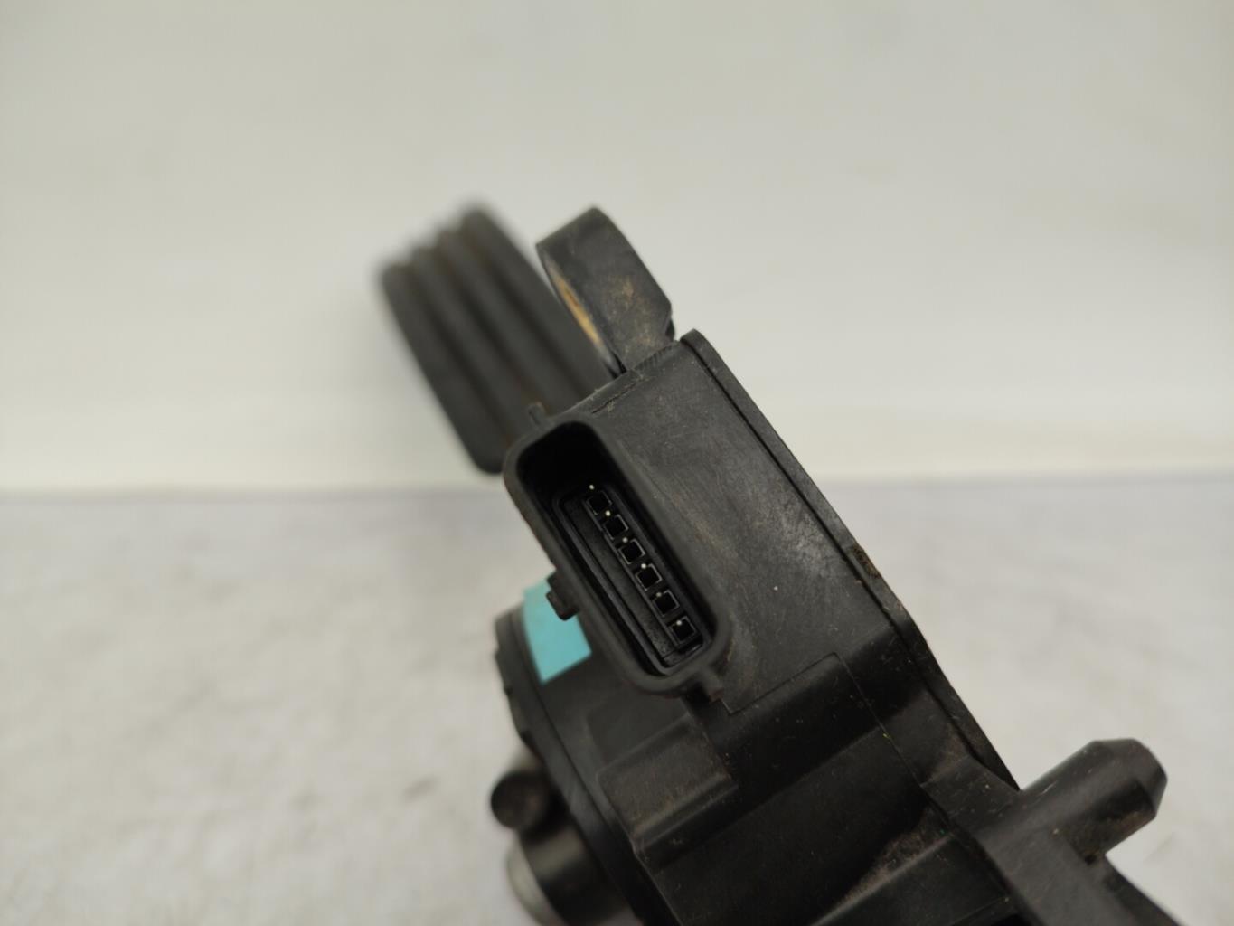 Pedale d'accelerateur RENAULT CLIO 3 PHASE 2 BREAK Essence - 1