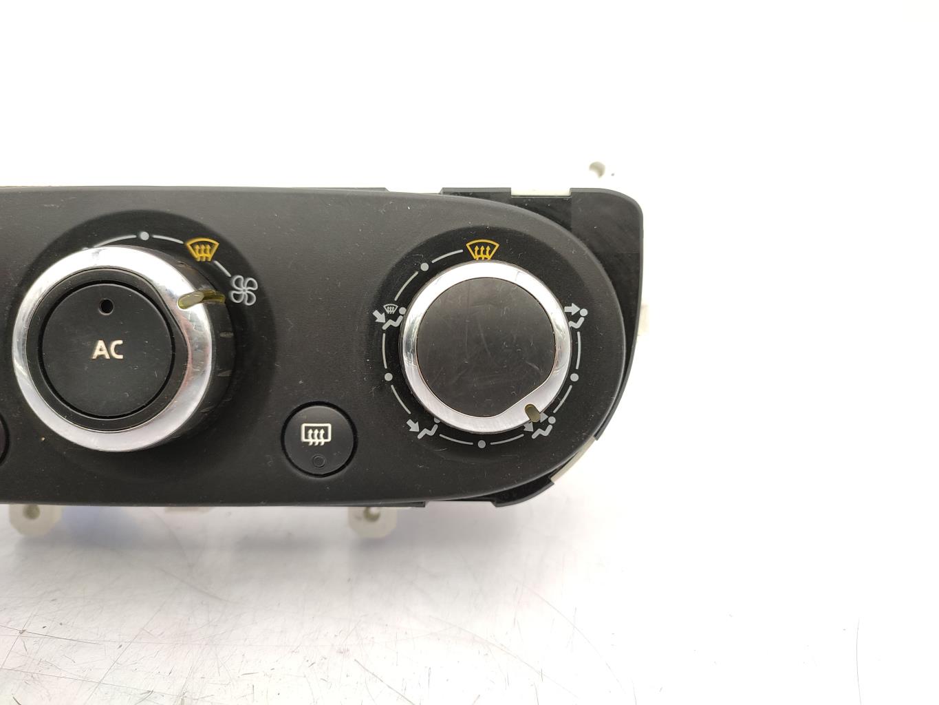 Commande chauffage RENAULT CLIO 4 PHASE 1 Diesel - 1