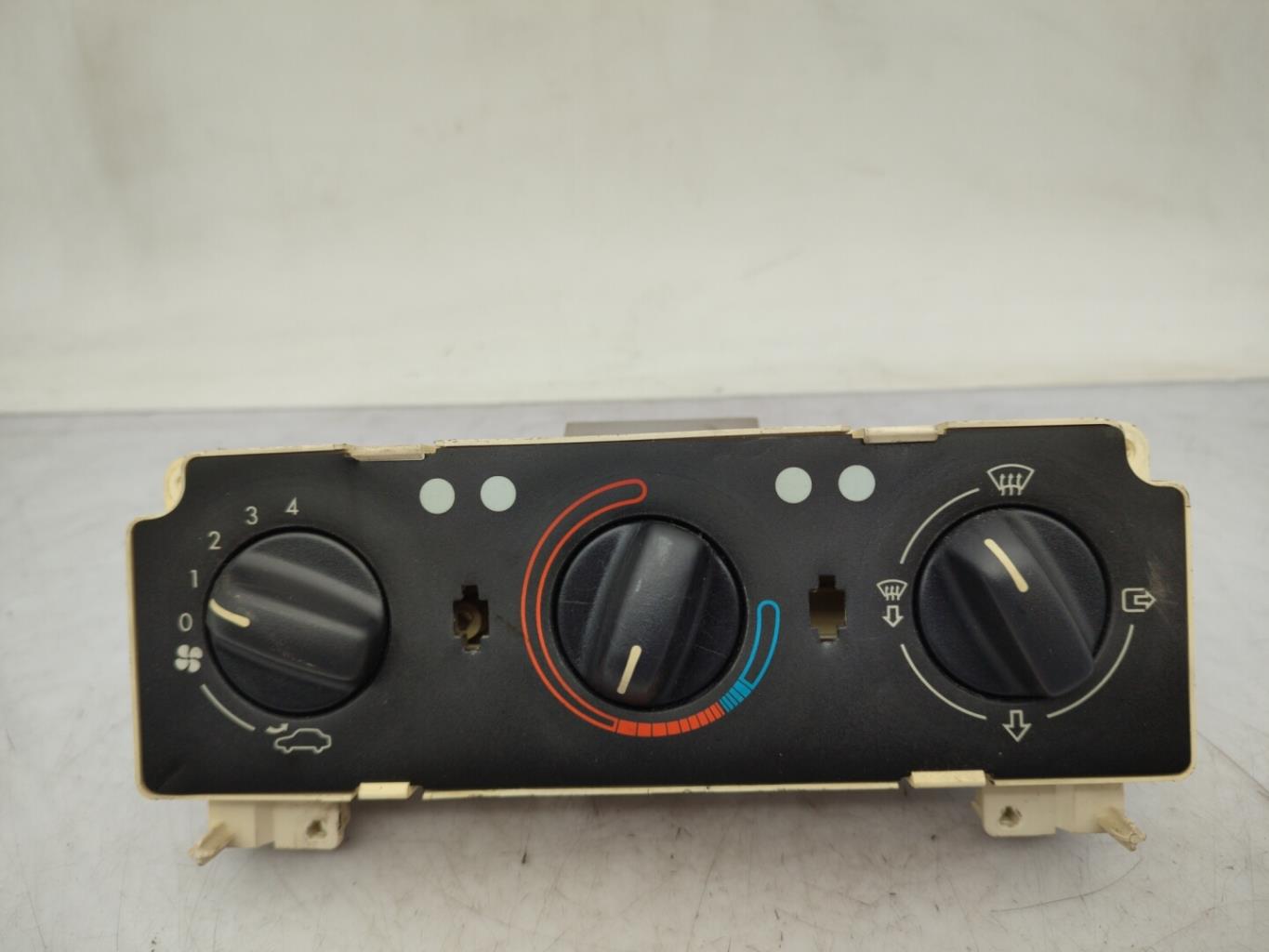 Commande chauffage PEUGEOT 306 BREAK  - 1