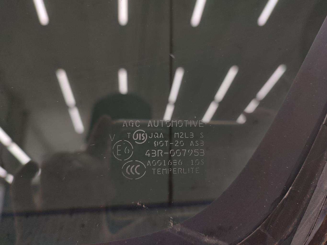 Custode arriere droit CITROEN C-CROSSER Diesel - 1