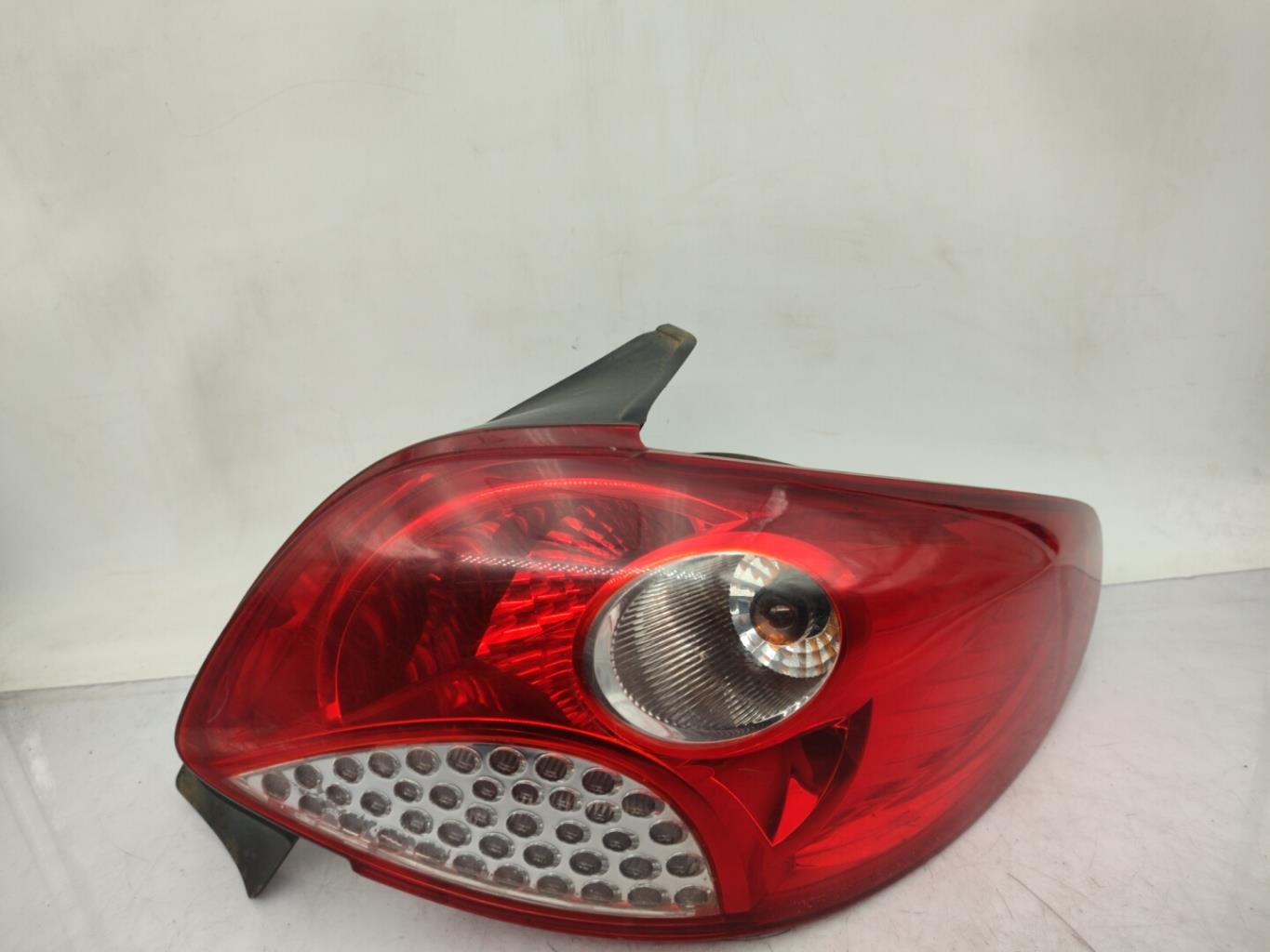 Fanale posteriore principale destro (luci) PEUGEOT 206+ Diésel - 1