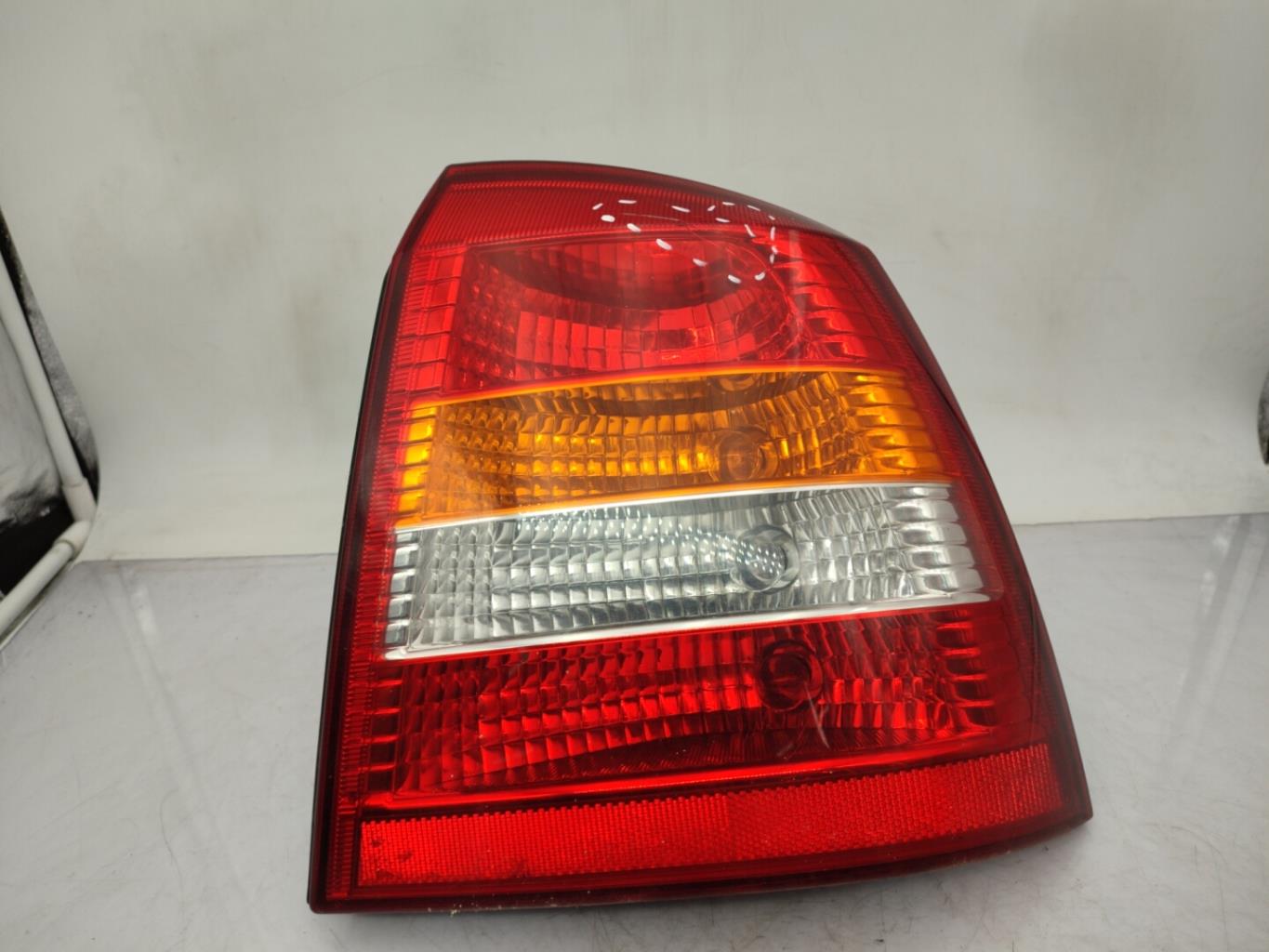 Fanale posteriore principale destro (luci) OPEL ASTRA G Diésel - 1