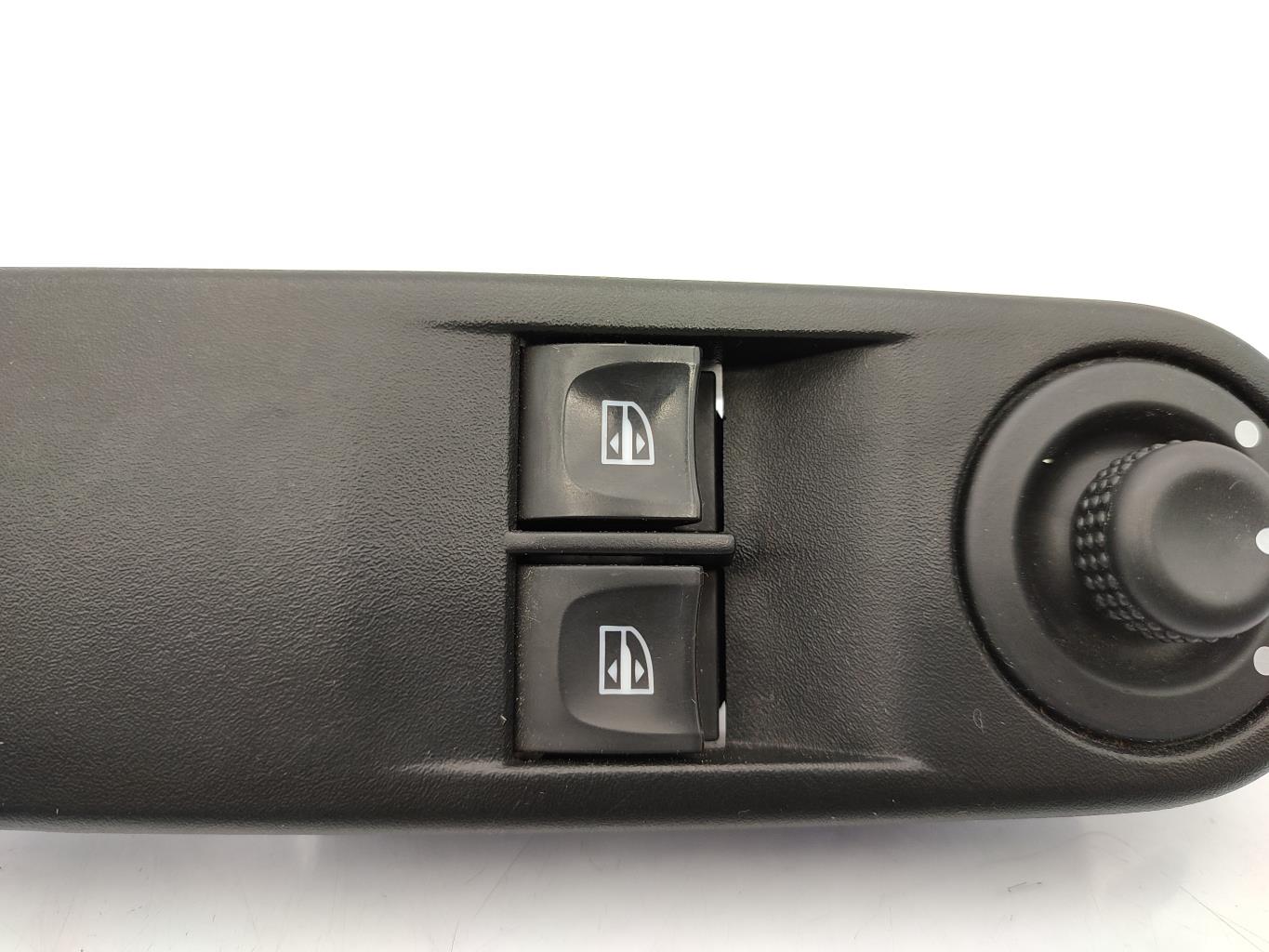 Interruttore lavacristalli anteriore sinistro RENAULT CLIO 4 PHASE 1  - 1
