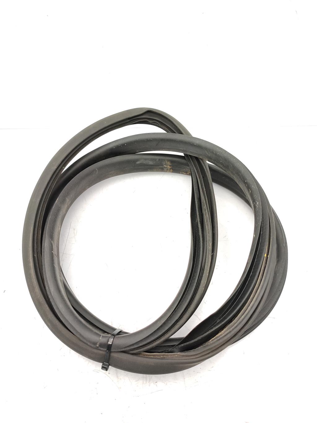 Guarnizione sportello posteriore destro RENAULT CLIO 4 PHASE 1  - 1