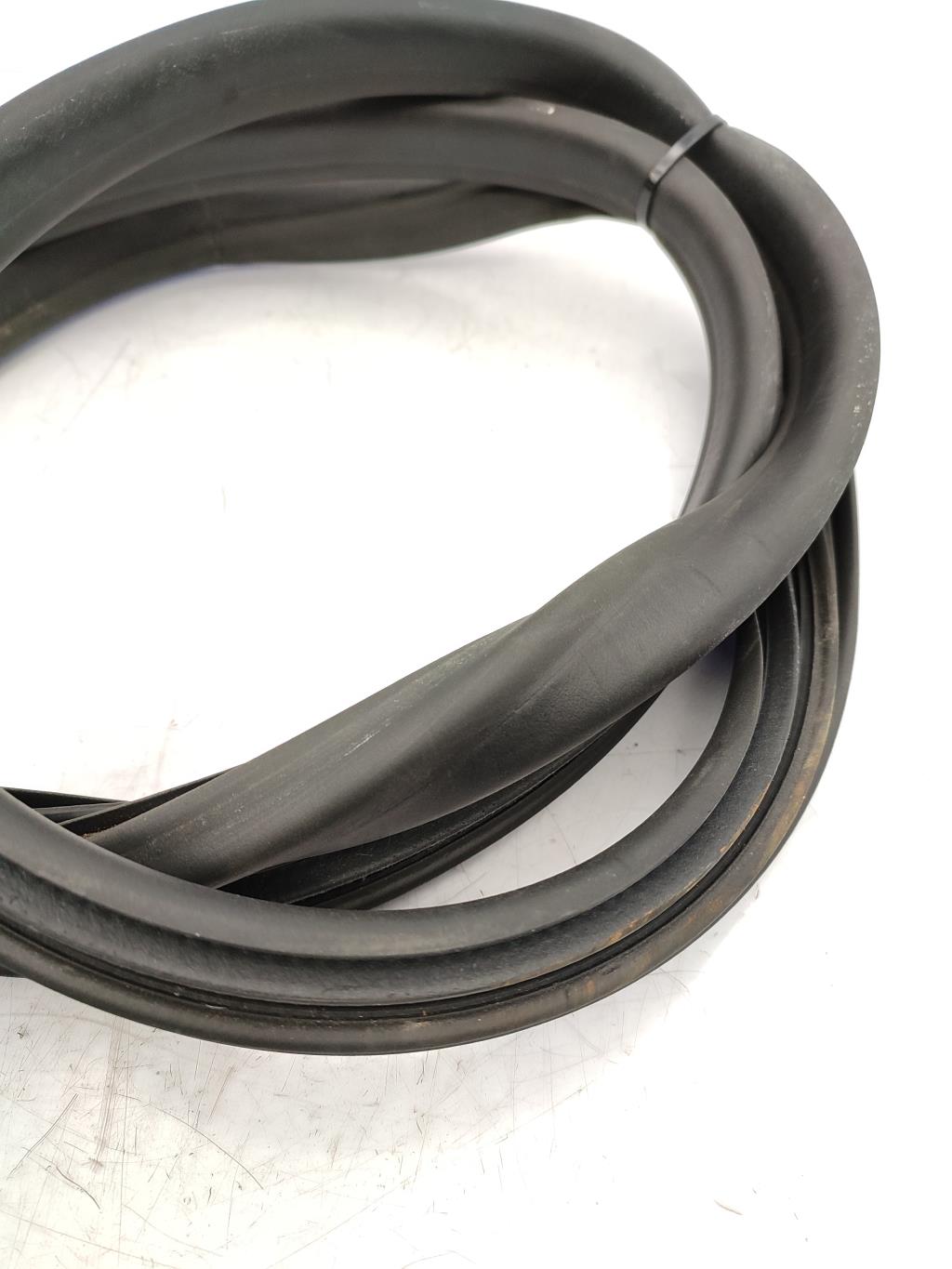 Guarnizione sportello posteriore sinistro RENAULT CLIO 4 PHASE 1  - 1