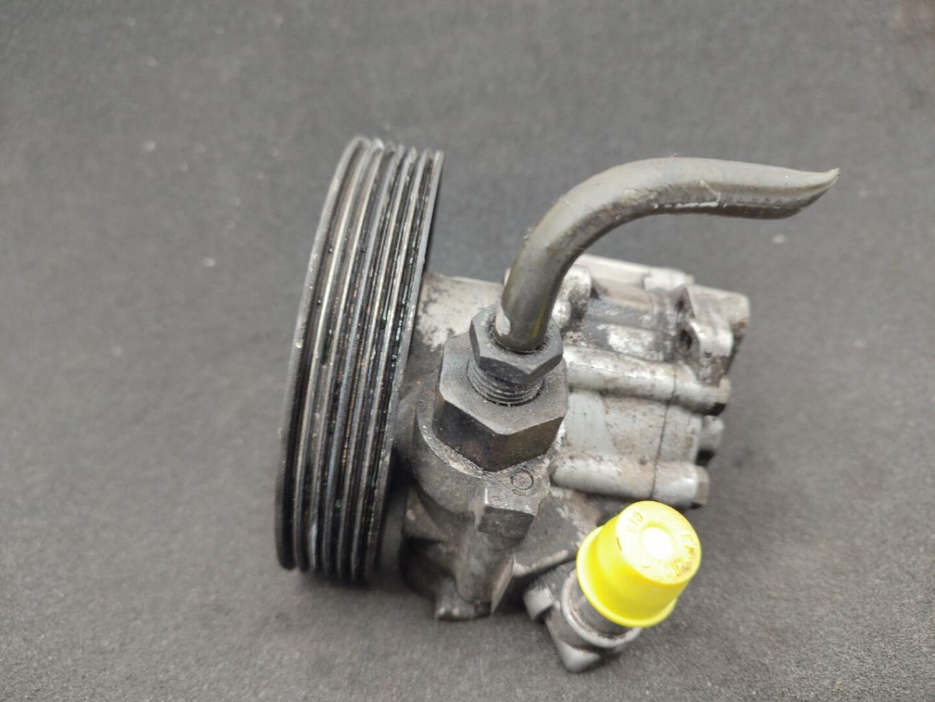 Pompe de direction PEUGEOT 807 Diesel - 1