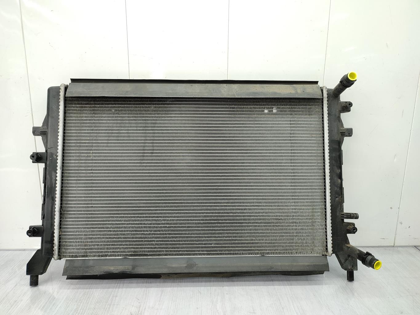 Radiateur eau VOLKSWAGEN GOLF PLUS PHASE 1 Essence - 1