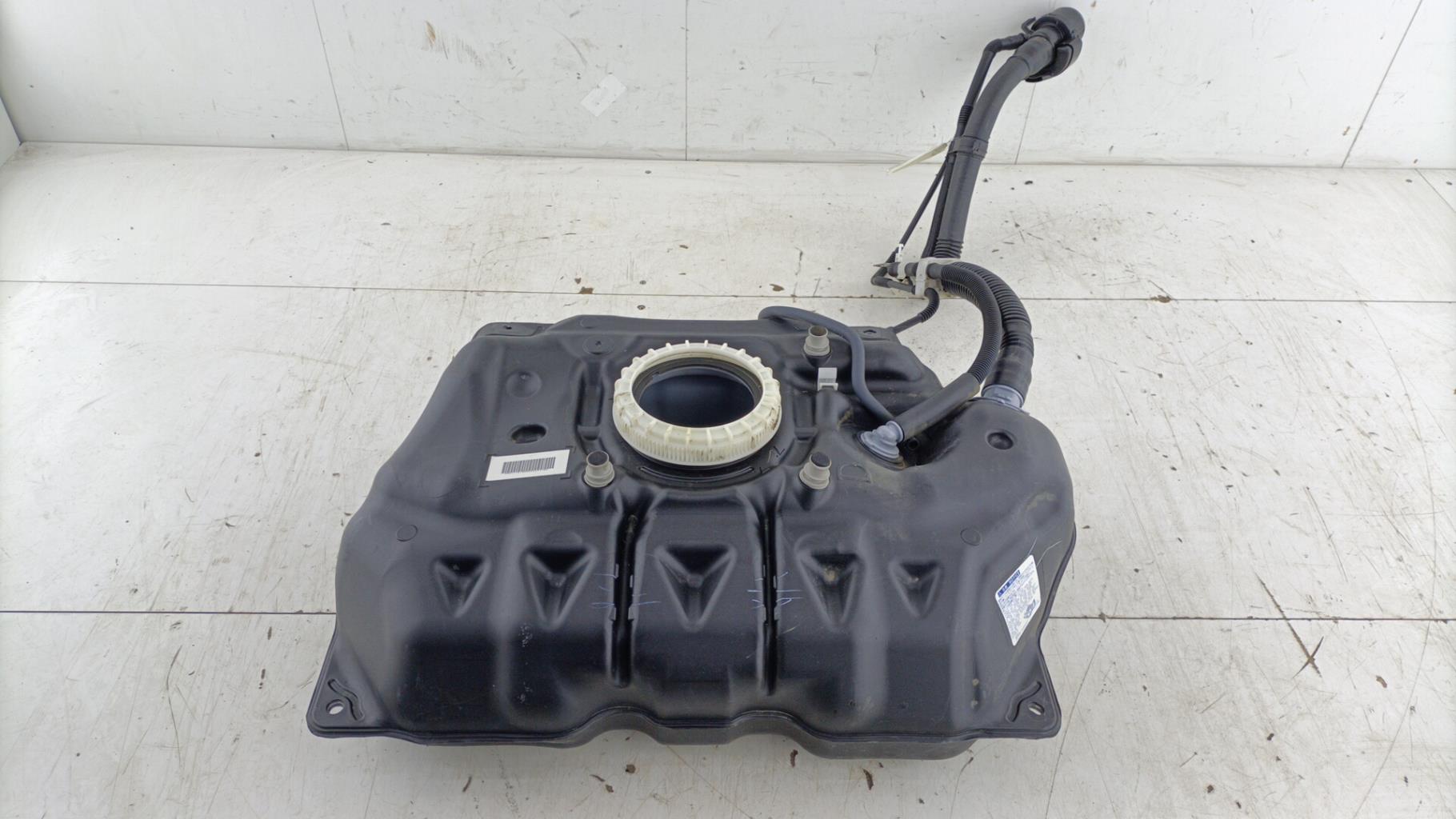 Reservoir TOYOTA VERSO-S PHASE 1 Essence - 1