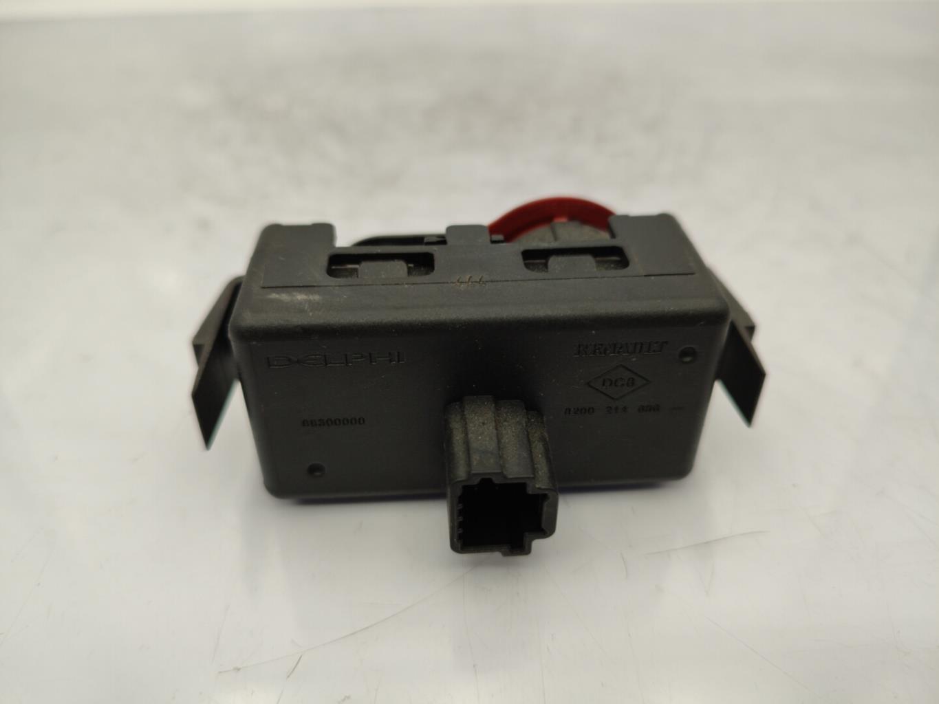 Bouton de warning RENAULT MODUS PHASE 1 Diesel - 1