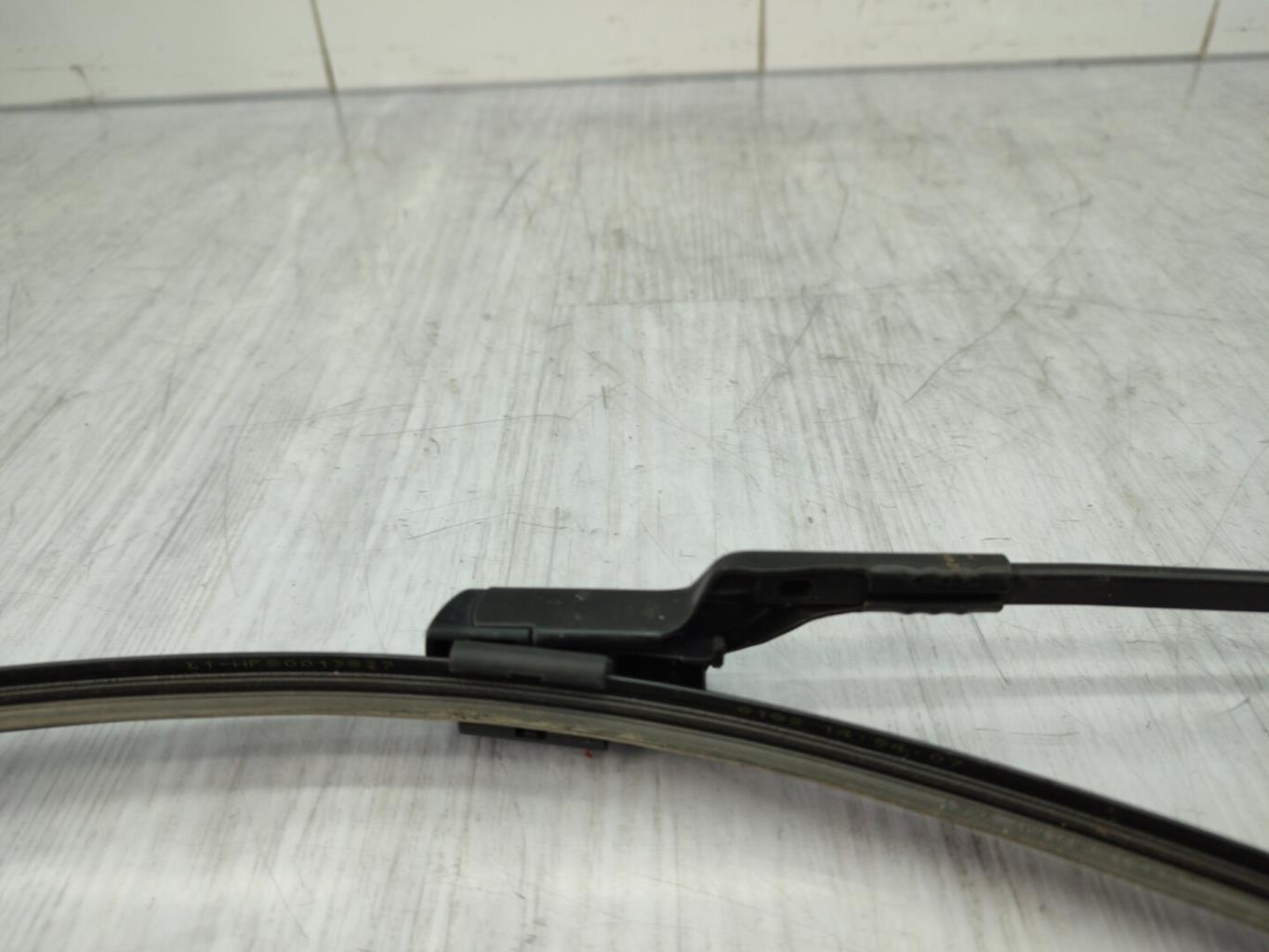 Braccio tergicristallo anteriore sinistro PEUGEOT 208 1 PHASE 2 Diésel - 1