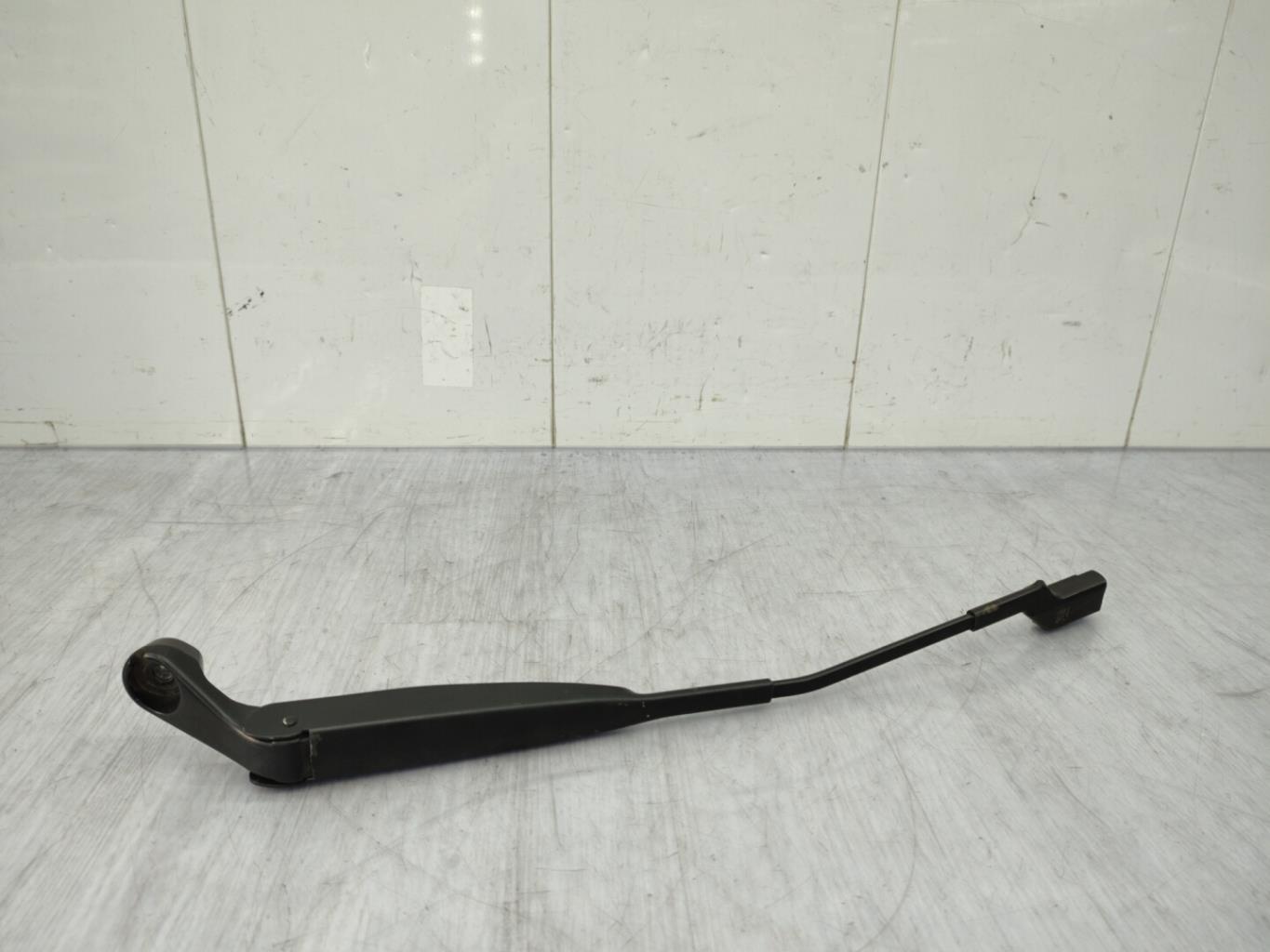 Braccio tergicristallo anteriore sinistro FORD KA 2 PHASE 2 Gasolina - 1
