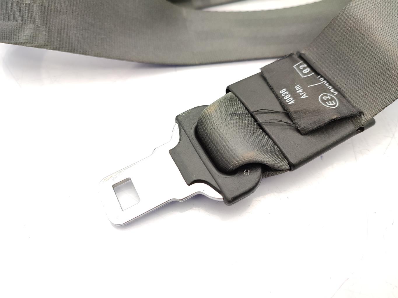 Cintura posteriore centrale RENAULT CLIO 3 PHASE 1 Gasolina - 1
