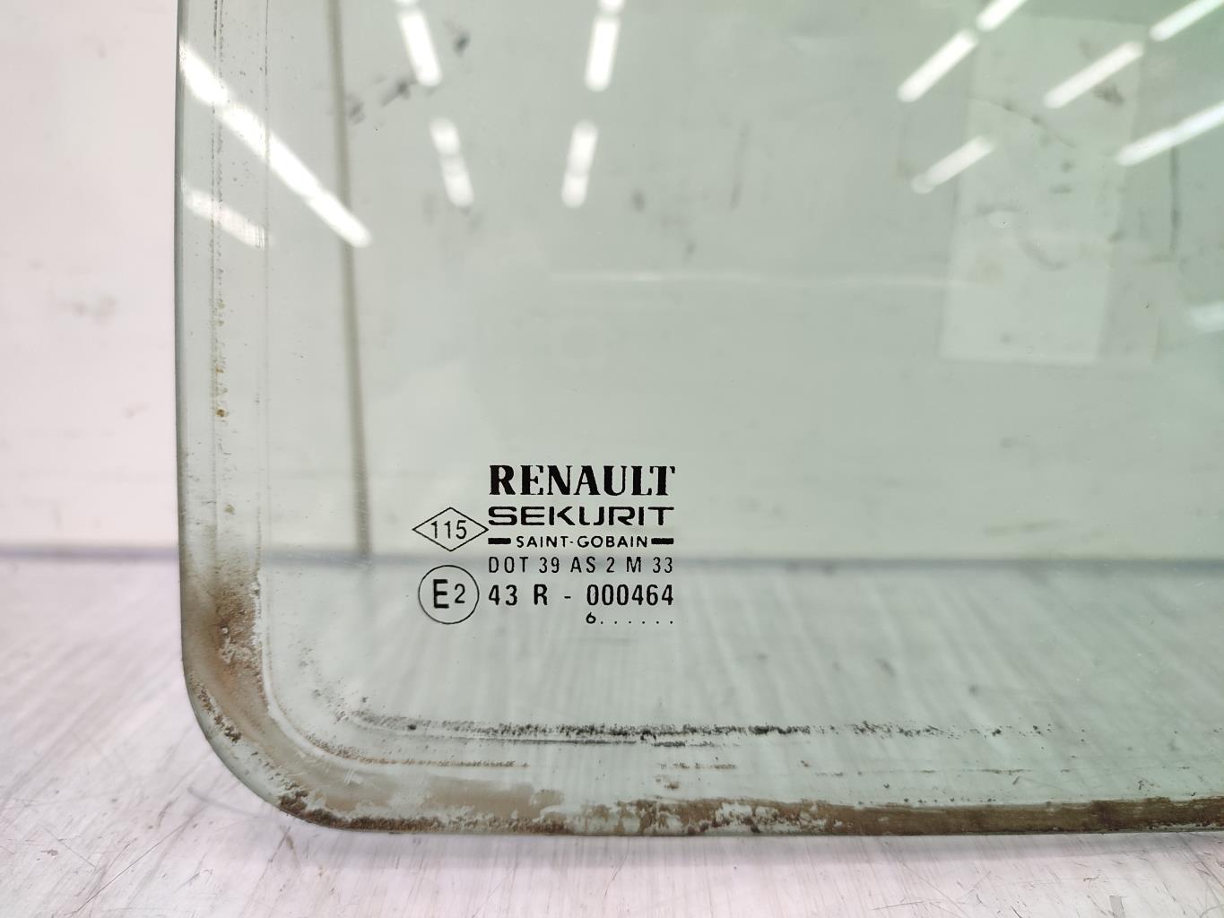 Custode arriere gauche RENAULT TWINGO 1 PHASE 1 Essence - 1