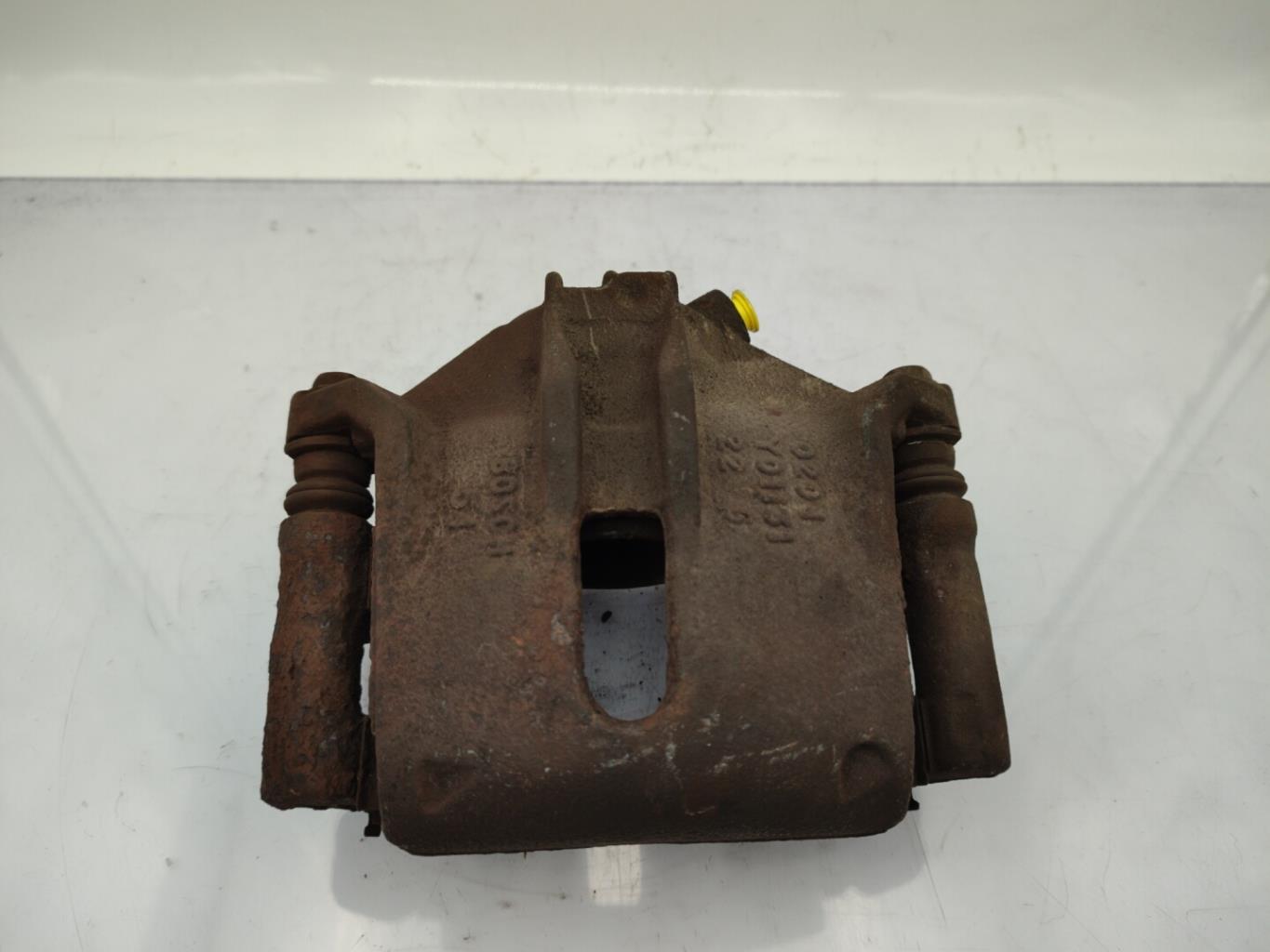 Pinza freni anteriore sinistra CITROEN C4 1 PHASE 2 Diésel - 1