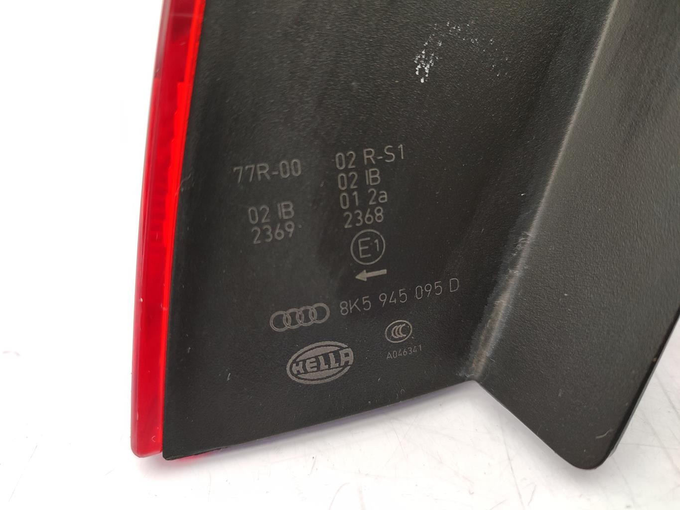 Fanale posteriore principale sinistro (luci) AUDI A4 3 PHASE 1 Diésel - 1