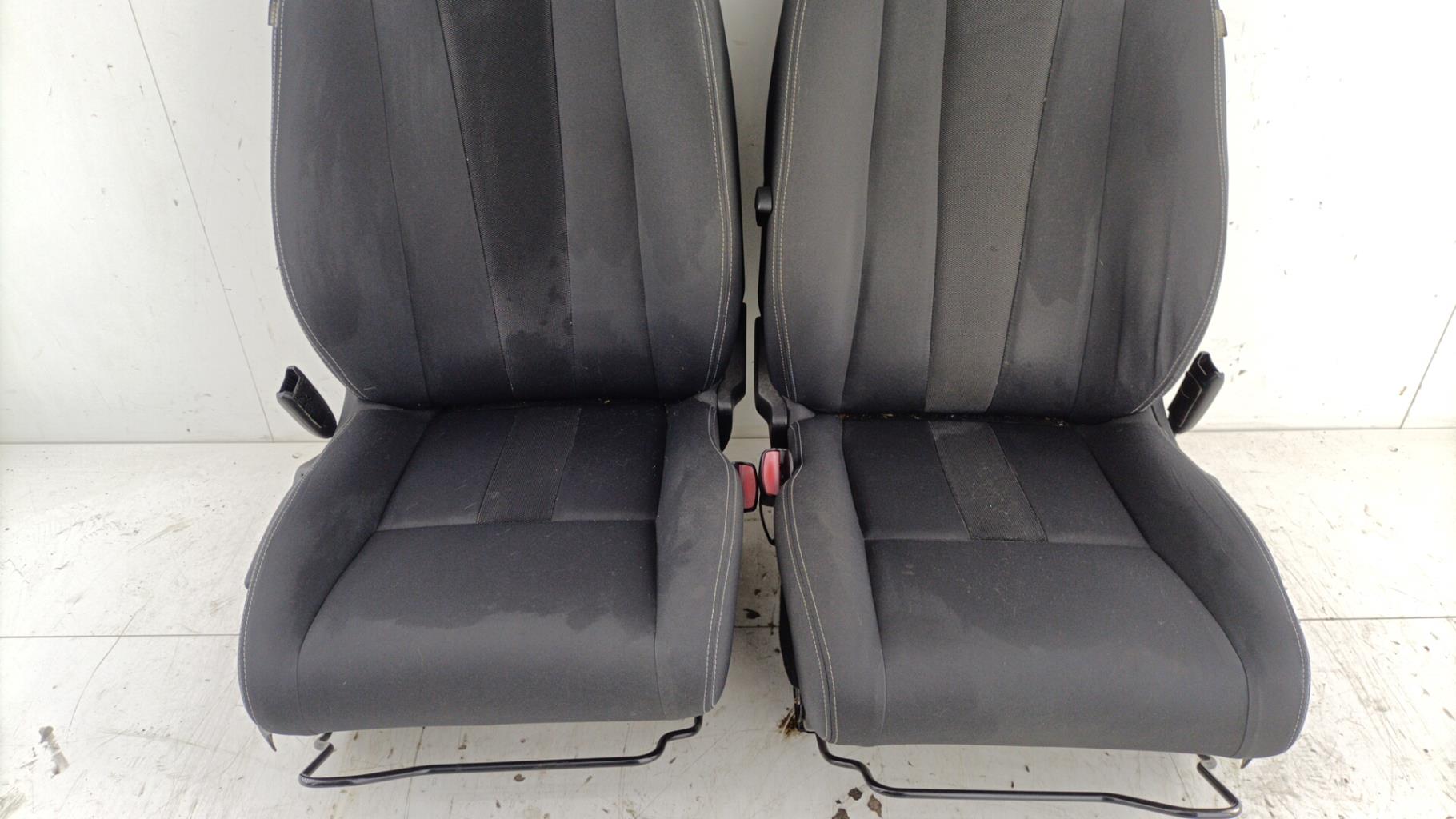 Interieur complet RENAULT MEGANE 3 PHASE 1 Diesel - 1