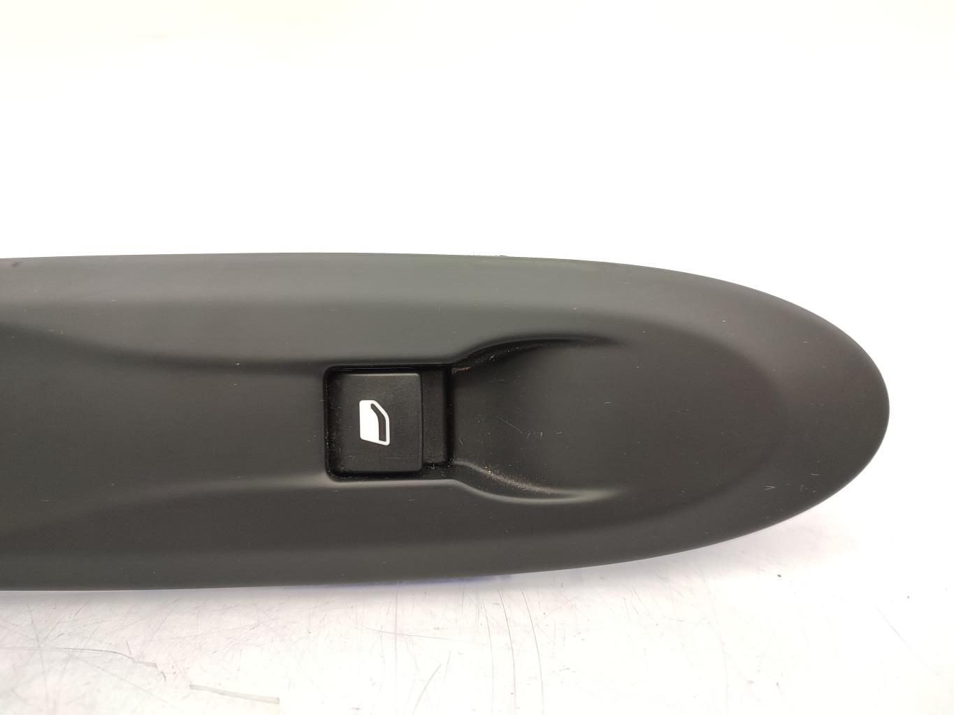 Interruttore lavacristalli anteriore destro CITROEN DS3 PHASE 1 Diésel - 1