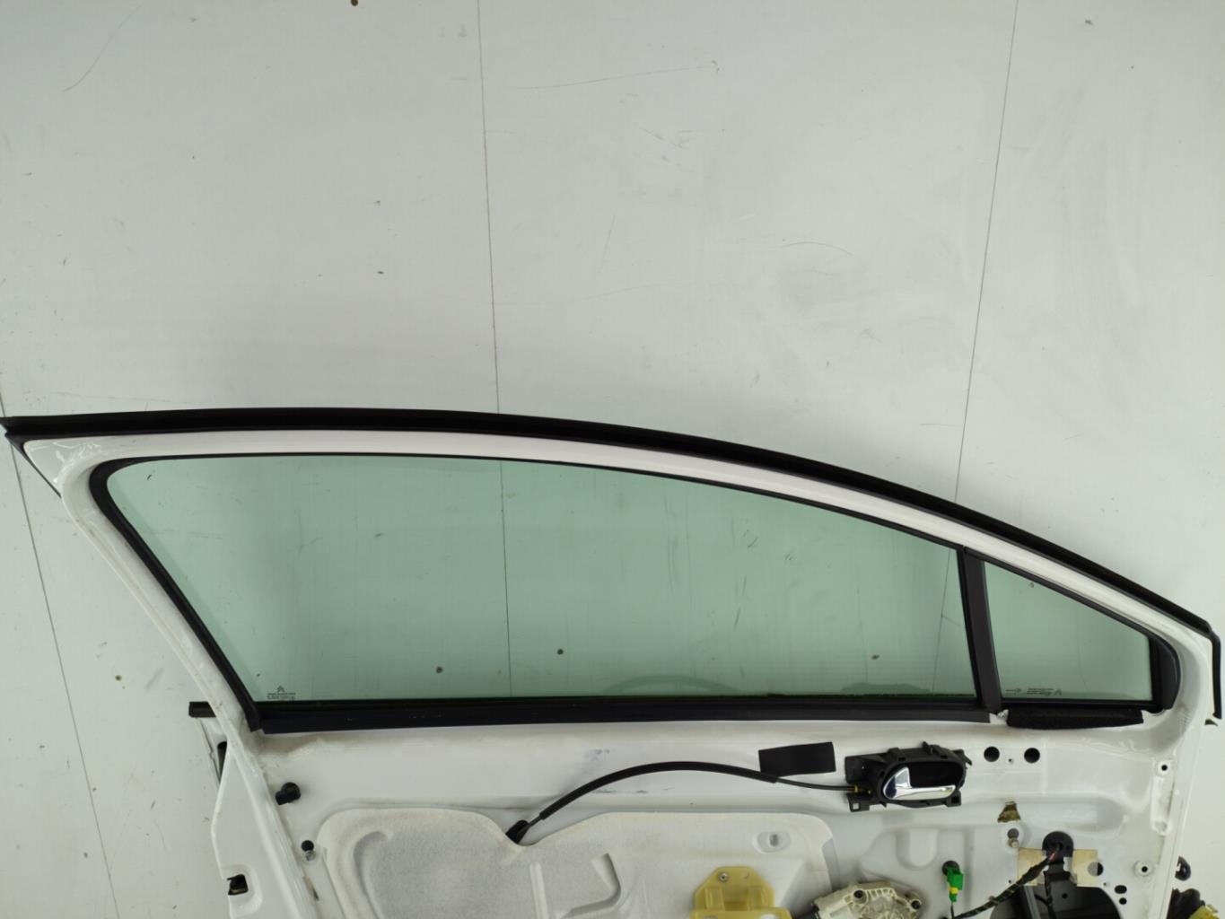 Portiera anteriore sinistra CITROEN C4 1 PHASE 1 COUPE Diésel - 1