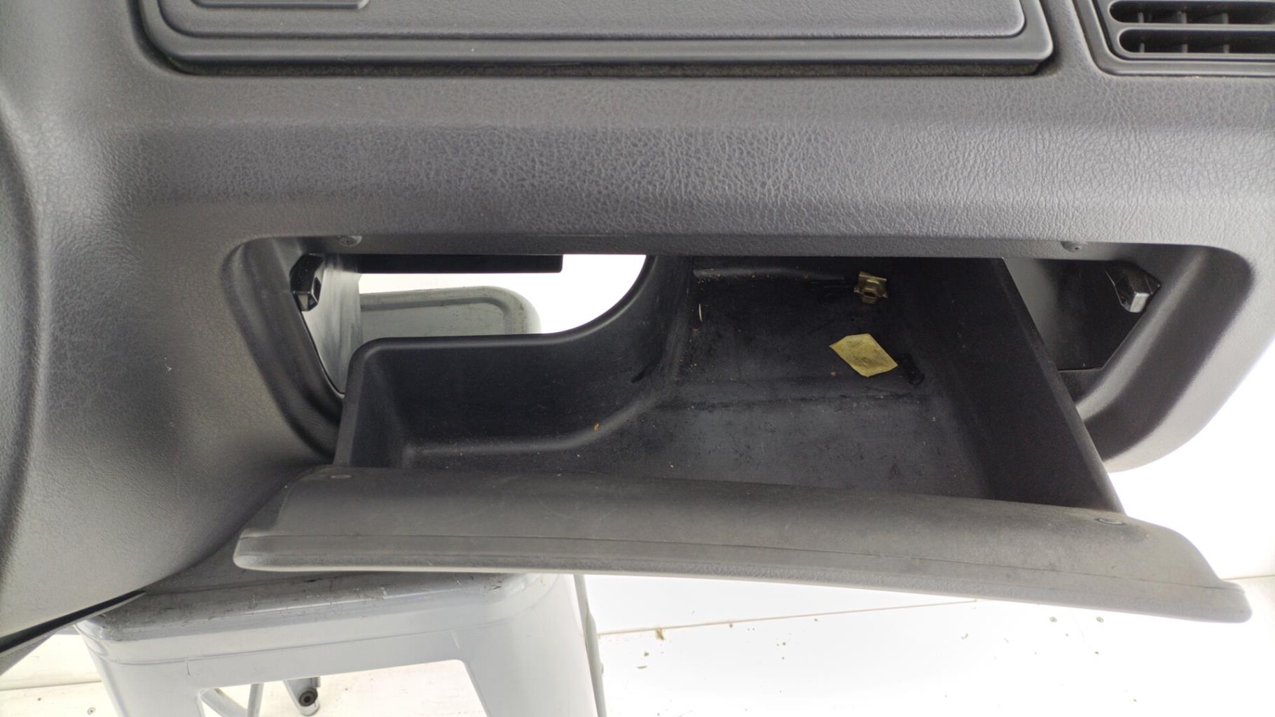Tableau de bord PEUGEOT 306 PHASE 1 Essence - 1