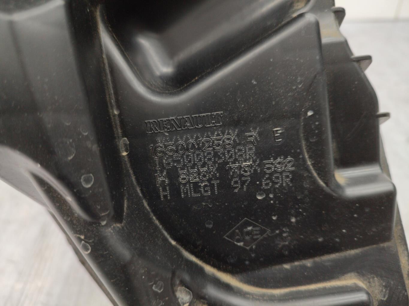 Boite a air RENAULT CLIO 4 PHASE 1 Diesel - 1