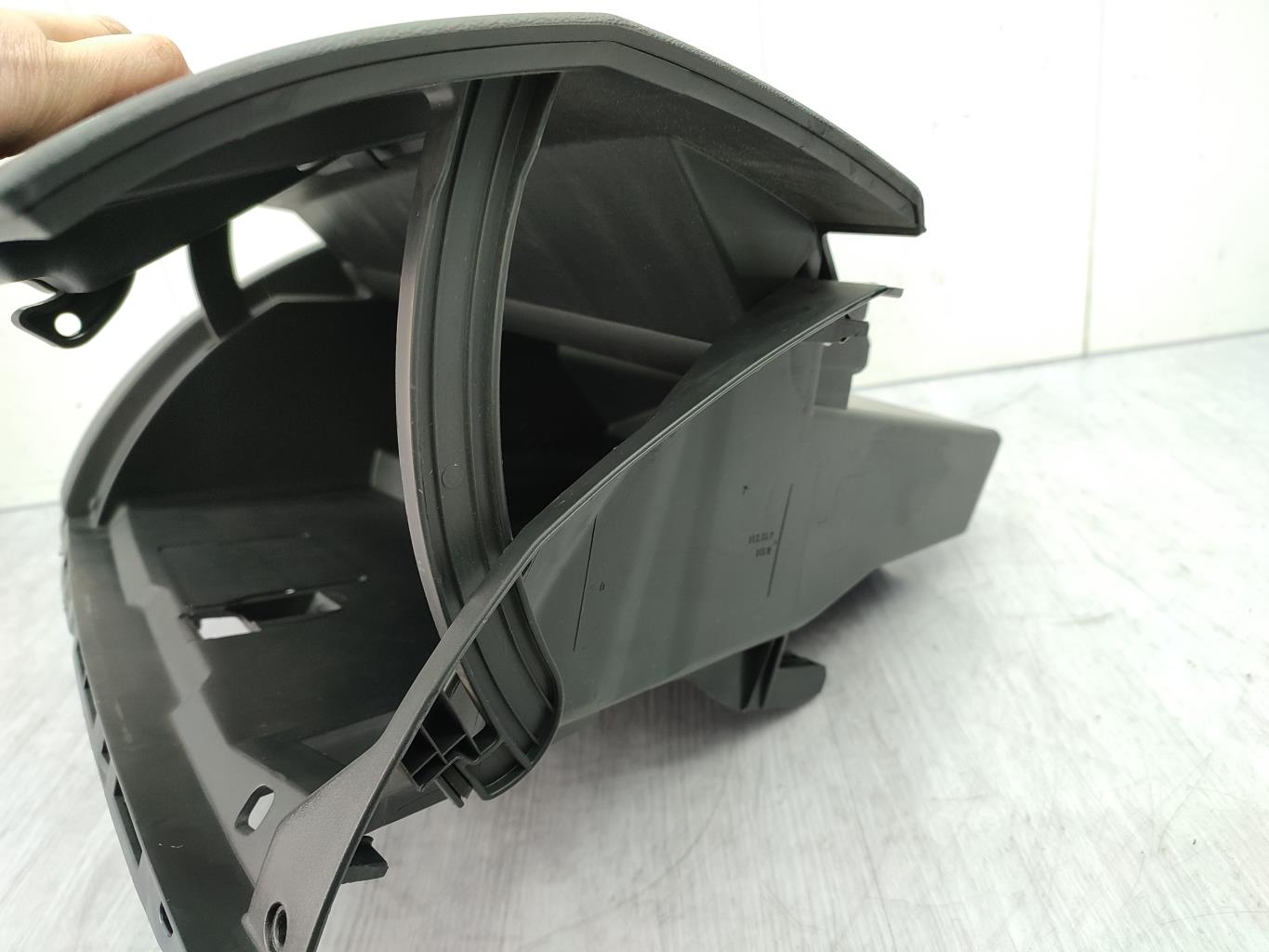 Boite a gants RENAULT CLIO 3 PHASE 2 Essence - 1