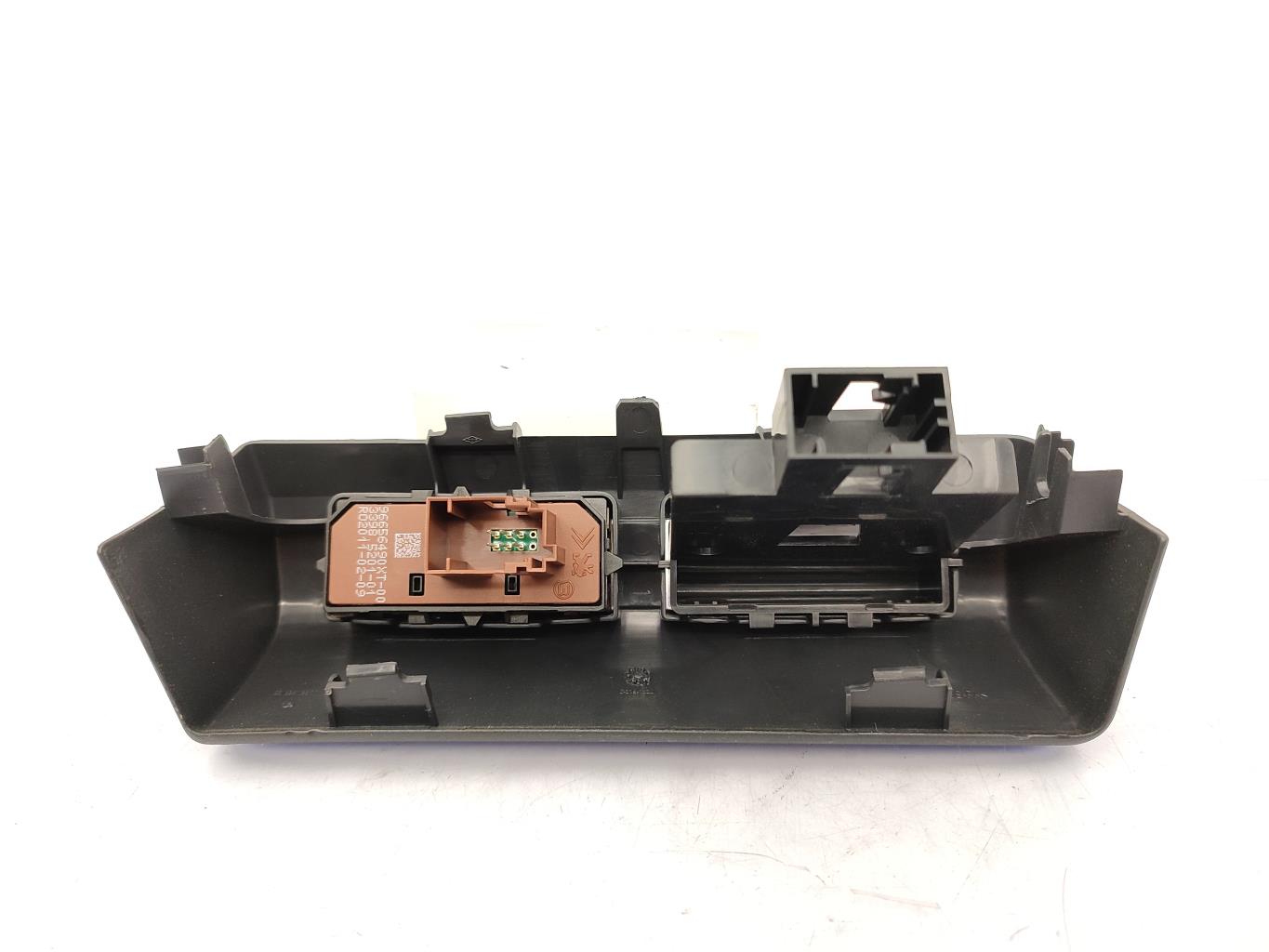 Bouton/Interrupteur PEUGEOT 3008 1 PHASE 1 Diesel - 1