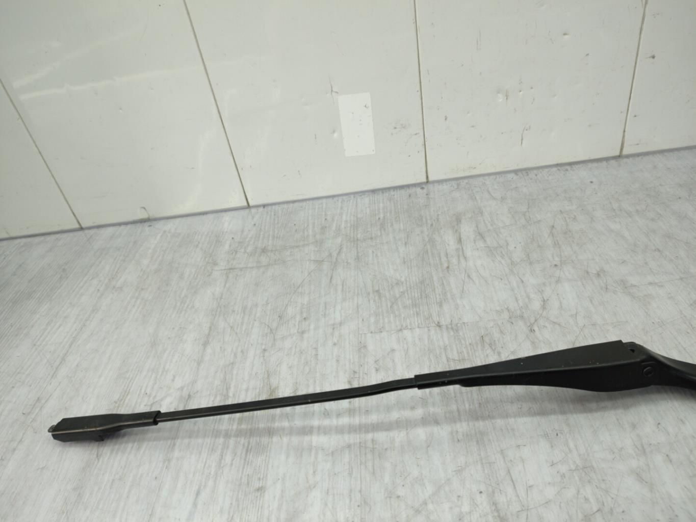 Braccio tergicristallo anteriore destro BMW SERIE 1 E87 PHASE 1 Diésel - 1