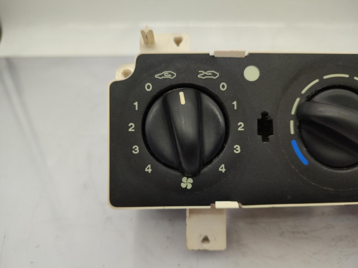 Commande chauffage CITROEN XSARA PHASE 1 Diesel - 1