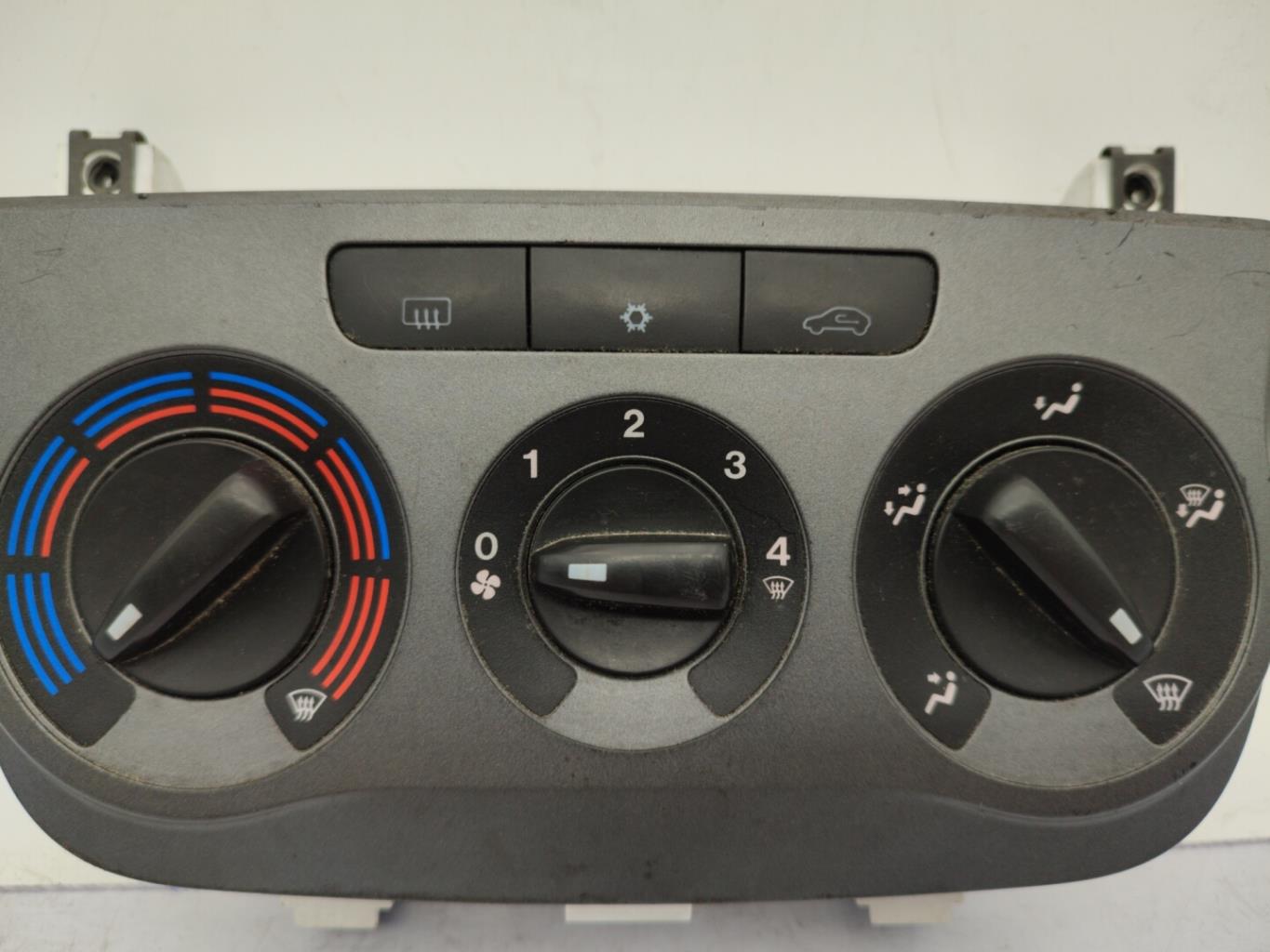 Commande chauffage FIAT GRANDE PUNTO Diesel - 1